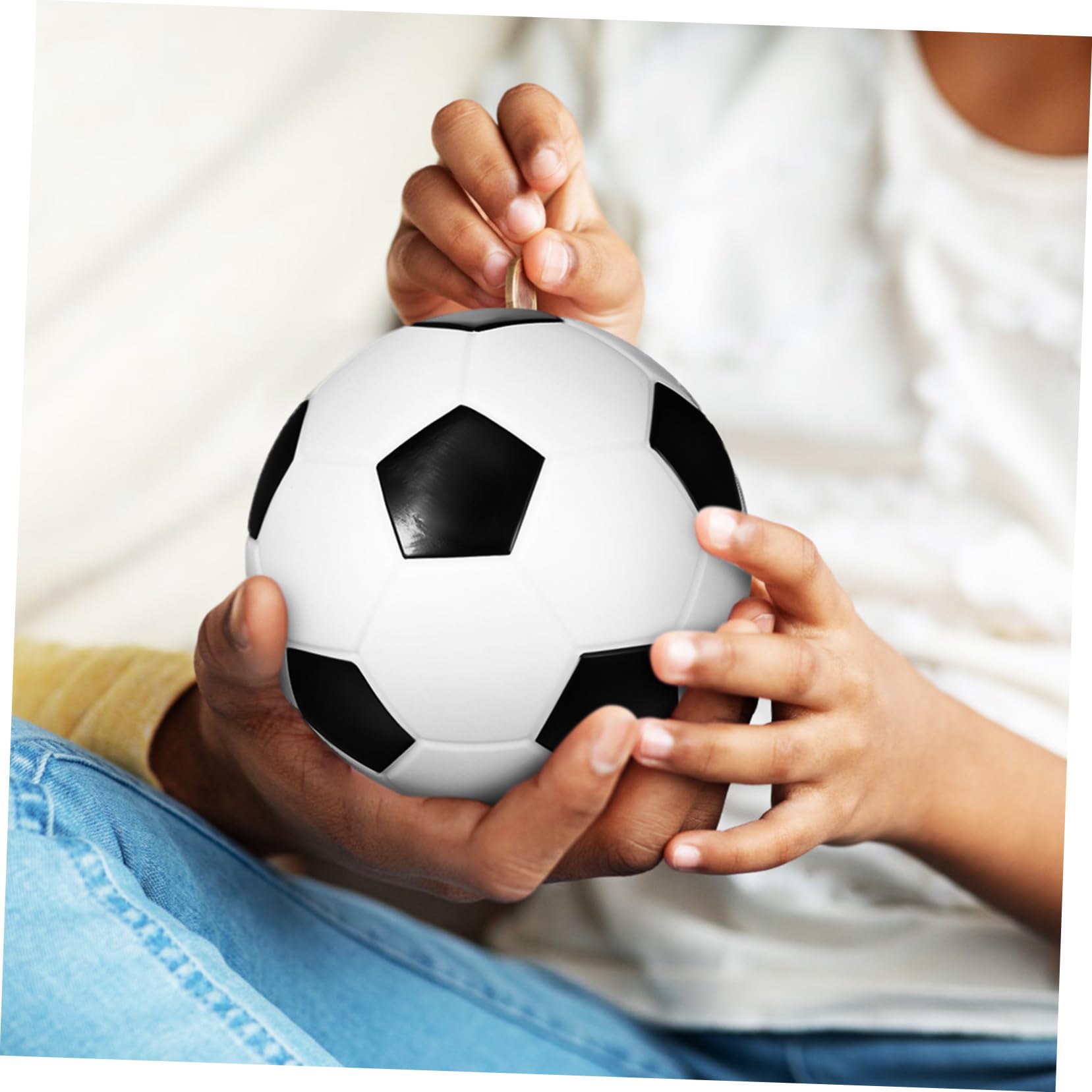 Salvadanaio Pallone Basket e Calcio 2 Pezzi Vinile per Bambini | Set Sportivo da Due Pezzi, Formato Portatile, per Casa e Compleanno, Design Creativo e Vivace