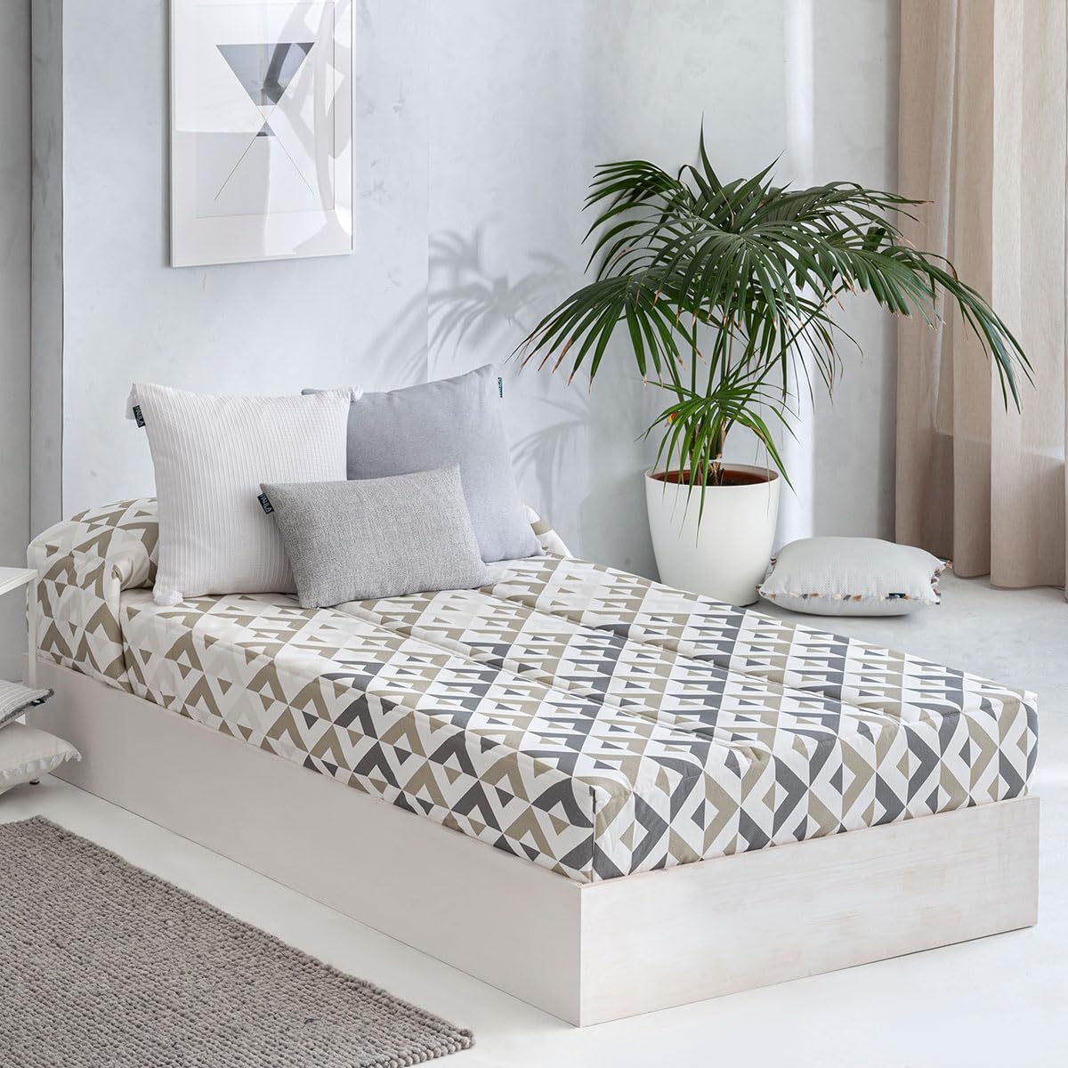 Lanovenanube Edredón Ajustable Murcia Gris Cama 150 algodón 150 gr | 70% algodón y 30% poliéster. Gramaje 150 gr. Ajustable con goma. Para colchón hasta 35 cm y camas 190/200 cm.