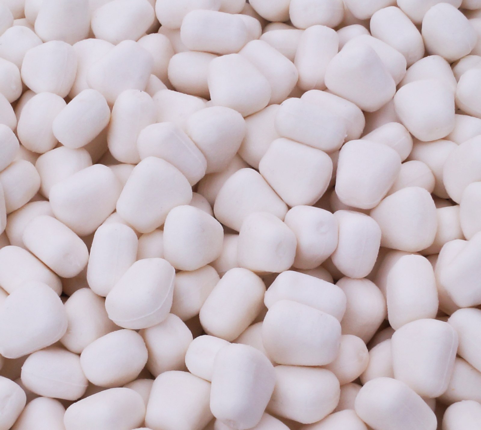Bank Tackle Pop Up Corn 7 Colours Imitation Carp Bait Fake Sweetcorn Carp Fishing Tackle (White, 50 Pack)