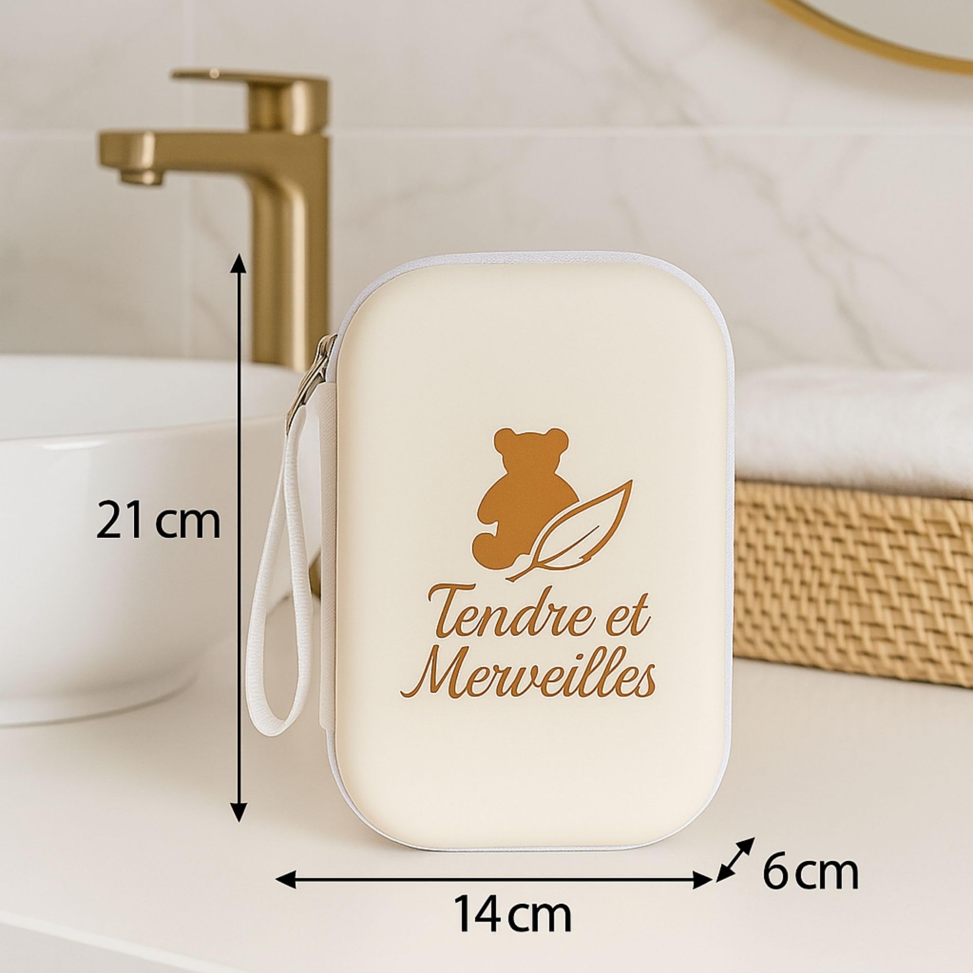 Trousse de Soin Bébé - Kit Complet 10 Accessoires Sans BPA - Brosse en Bois Douce, Coupe-Ongles, Ciseaux - Cadeau de Naissance Pratique et Indispensable
