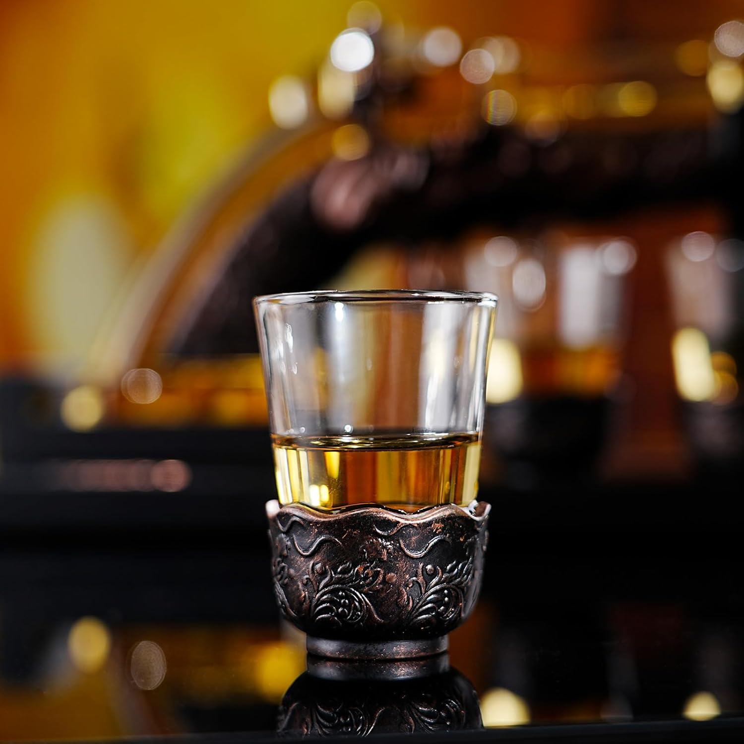 Gun Whisky Decanter Set with 4 Shot Glasses,Cool,Unique Gifts for Men Dad Boyfriends,Liquor Gun Decanter Set A Great Addition to Home Bar,Gun Liquor Dispenser Fun Conversation Starter - Image 7