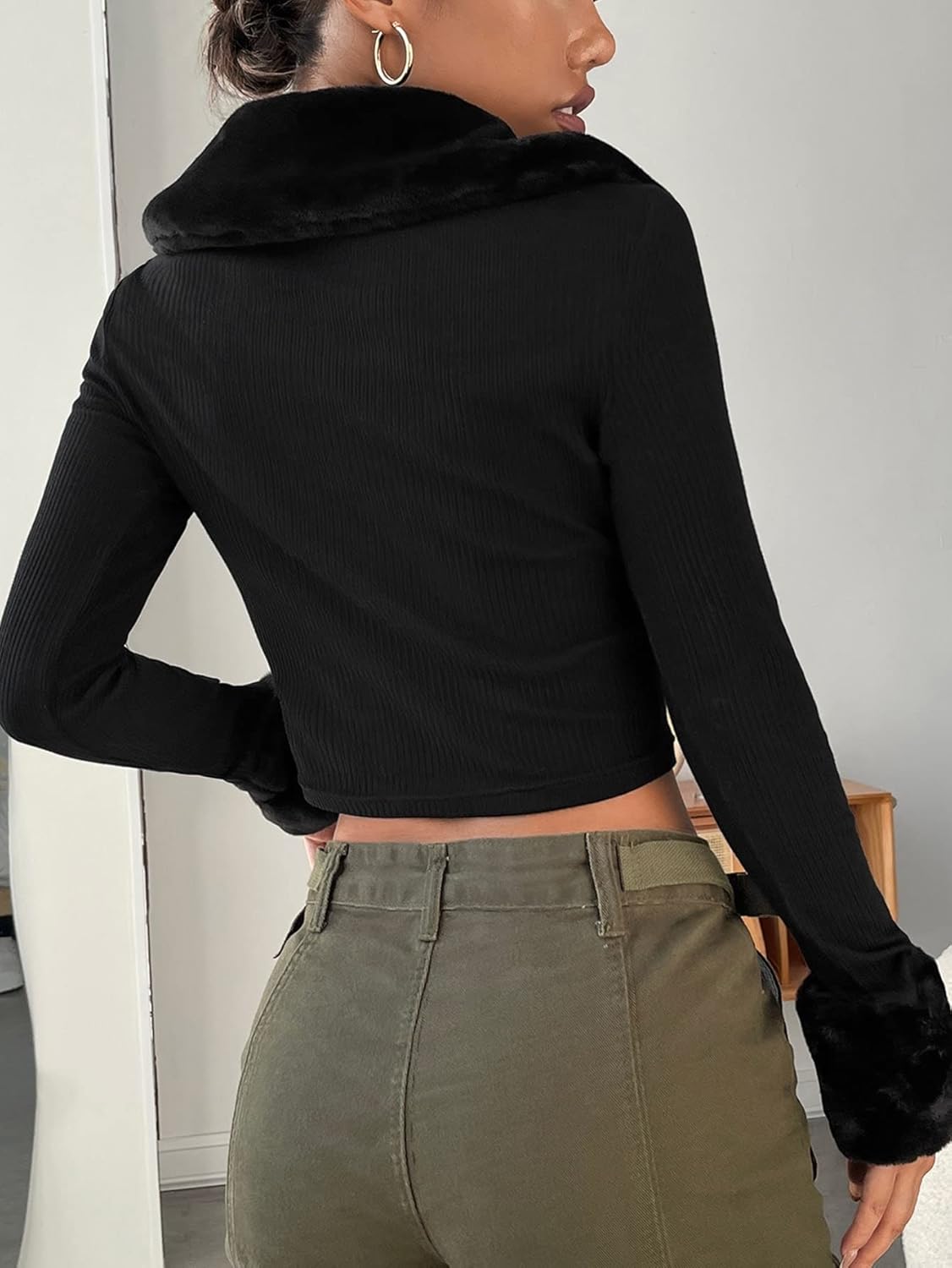 Verdusa Women's Zip Up Long Sleeve Fleece Collar Knitted Cropped Sweatshirts Sweater Jacket - Image 2