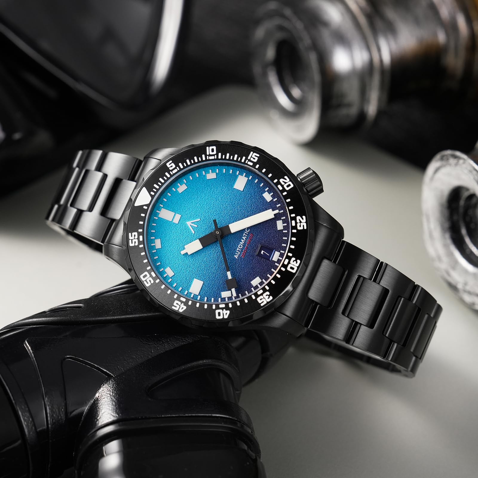 Militado PT5000 Montre de plongée pour homme 39 mm Mouvement automatique ML20 avec bracelet en acier inoxydable BGW9 super lumineux Étanche 200 m