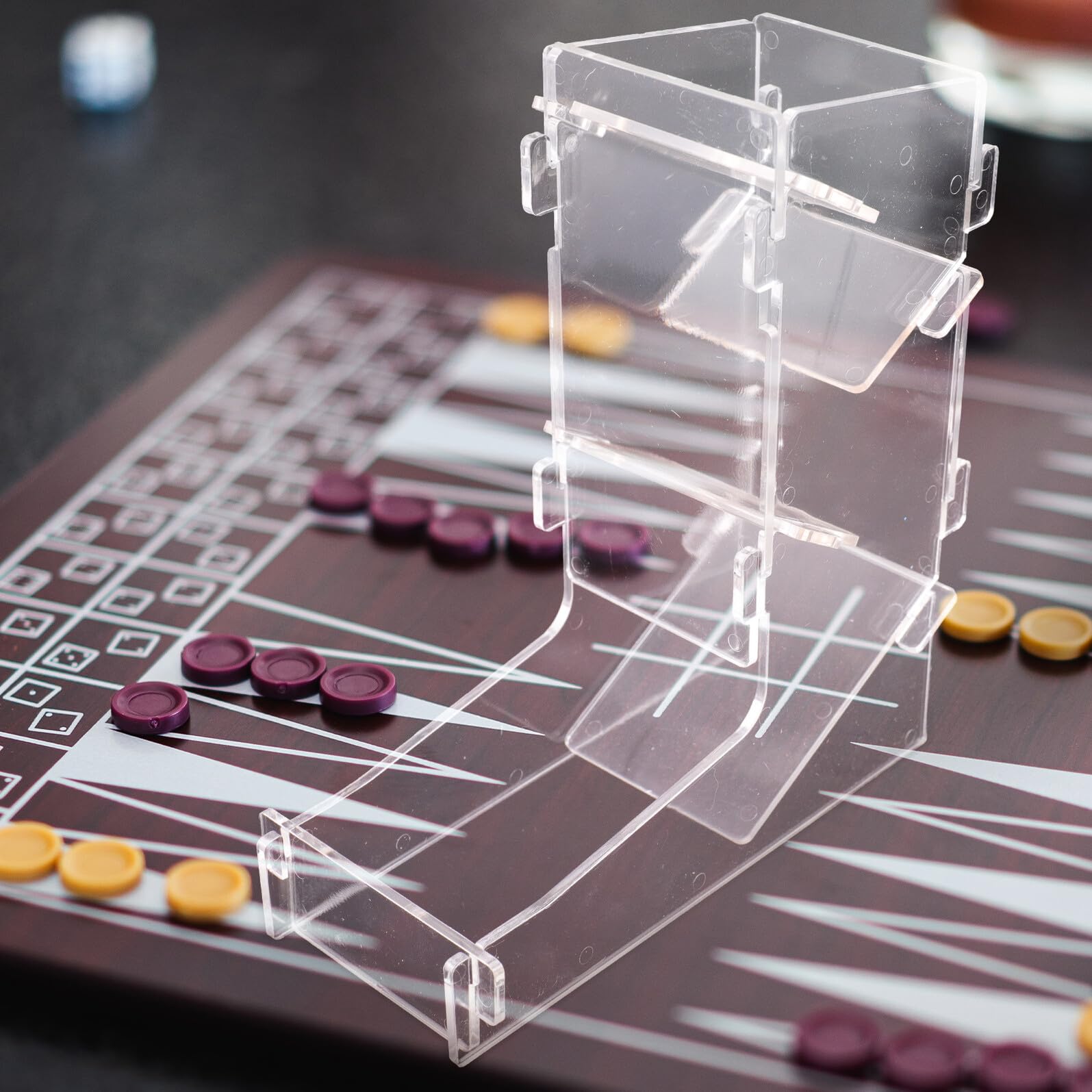 Spielwürfelturm aus Acryl für Rollenspiele, 1 Stück