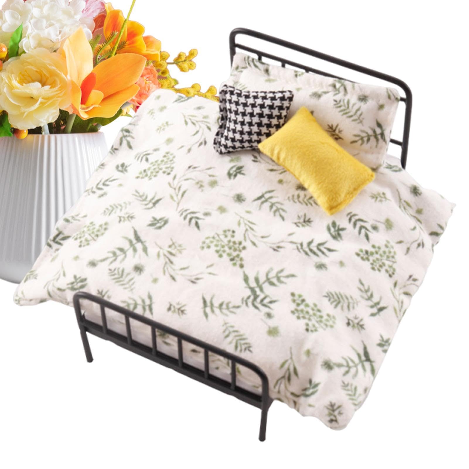 Cama de casa en miniatura y accesorios vintage para armario infantil y salón de juego 8