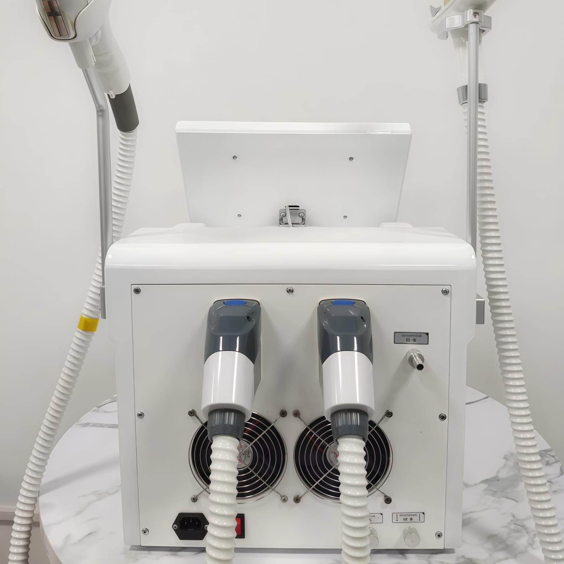4000W Diodo Laser Hair Remova Ice Indolorevole rimozione del tatuaggio laser di Alexandrite Picosecond Sistema di raffreddamento multifunzione bellezza
