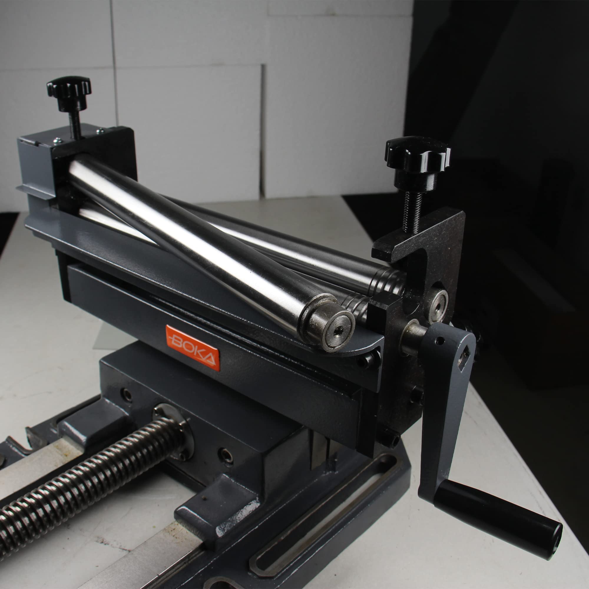 BOKA Rundbiegemaschine 3-Walzen für 1 mm Blech Biegemaschine 300 mm Breit SJ 300 Rundbiegegerät Blechbiegemaschine, Walzenbiegegerät, Rohrbiegemaschine