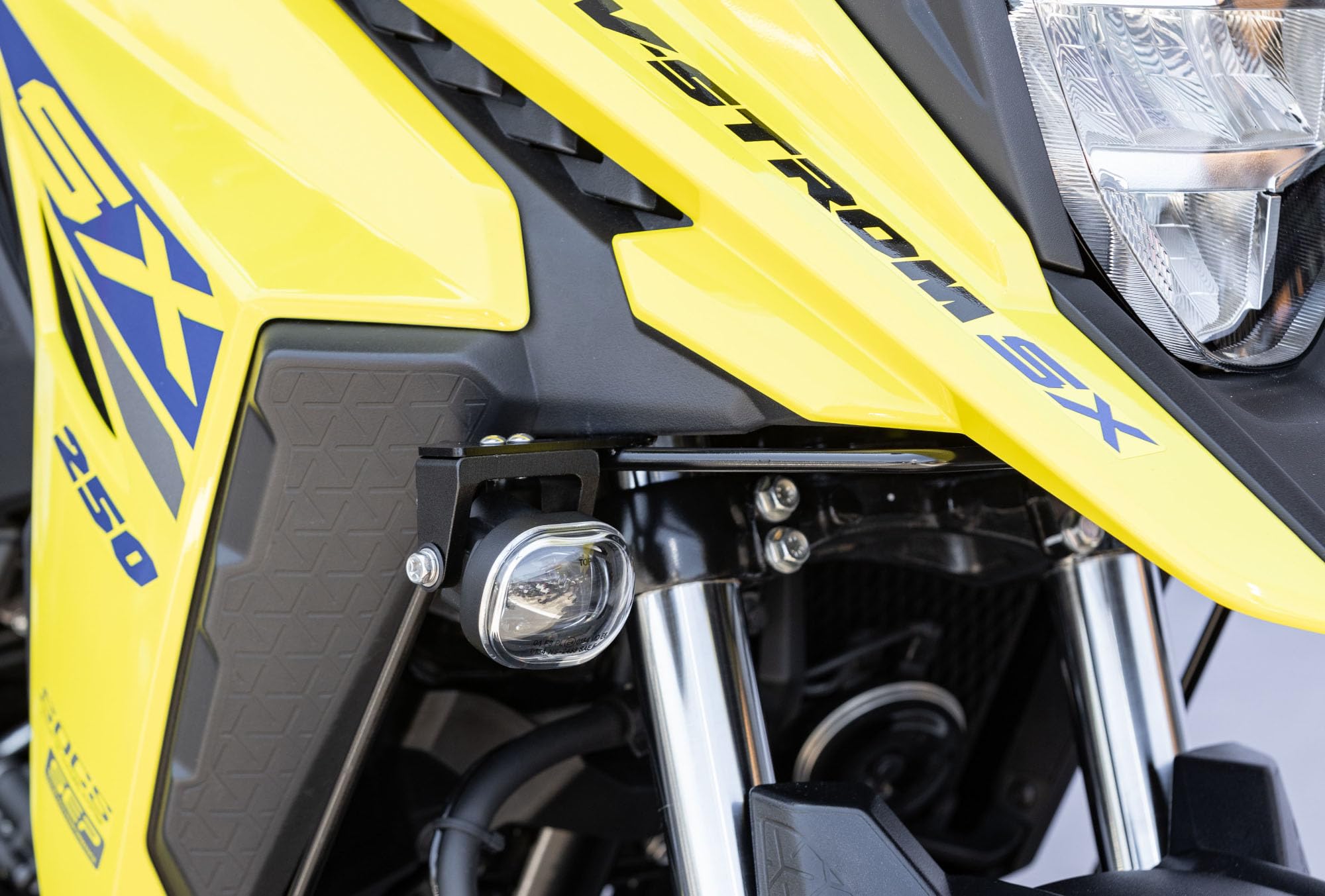 Amazon | キジマ(Kijima) バイクフォグランプキット LED 補助灯