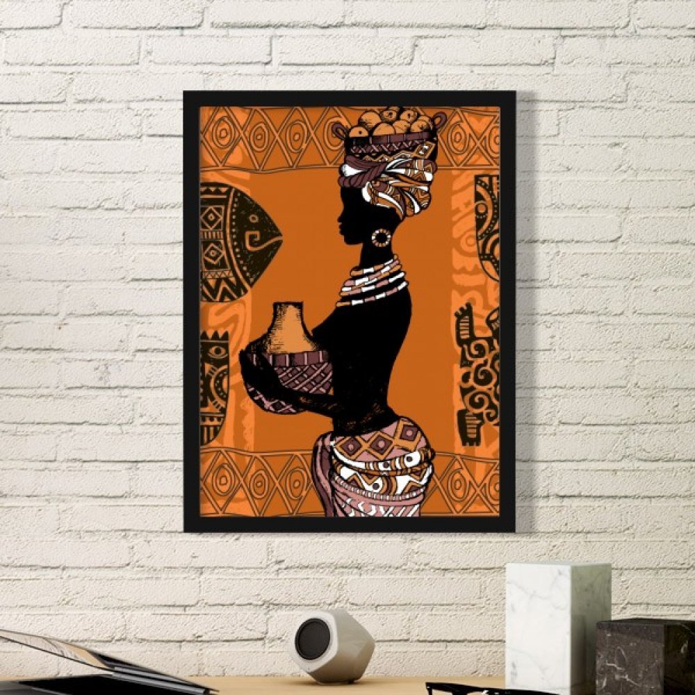 Cadre d'art africain avec estampe de femmes autochtones et totems noirs de taille medium