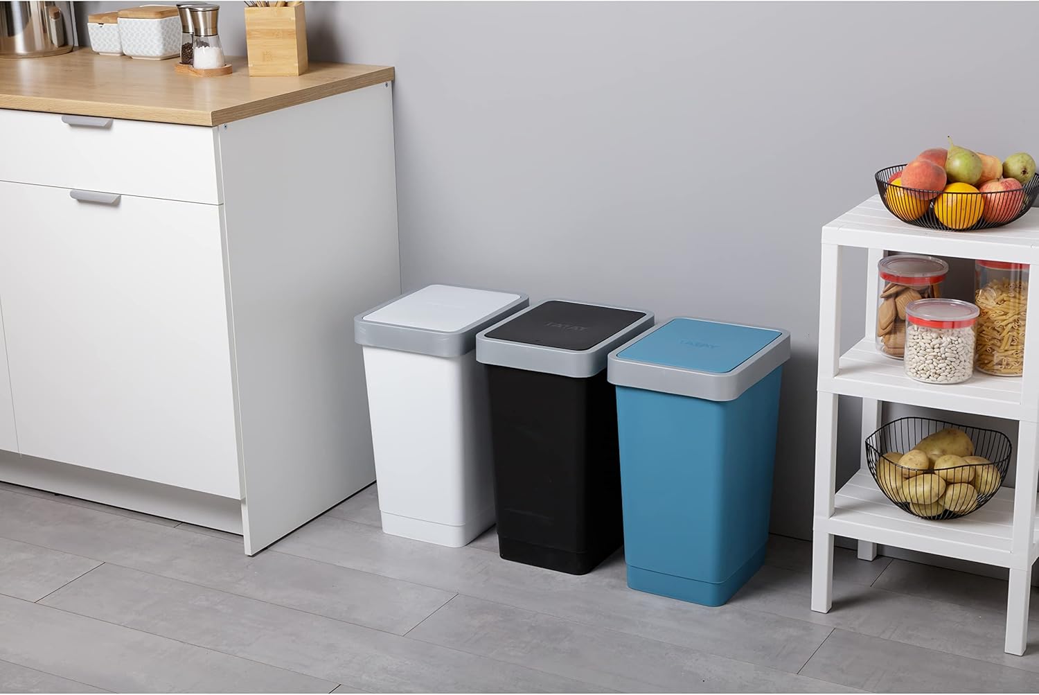 TATAY Smart 25L Rubbish Bin Kitchen with Swing Lid | Compact and Functional | Indoor and Outdoor Use | Fits 30L Bags | BPA-Free Durable Plastic | 26x34x47cm, Blue