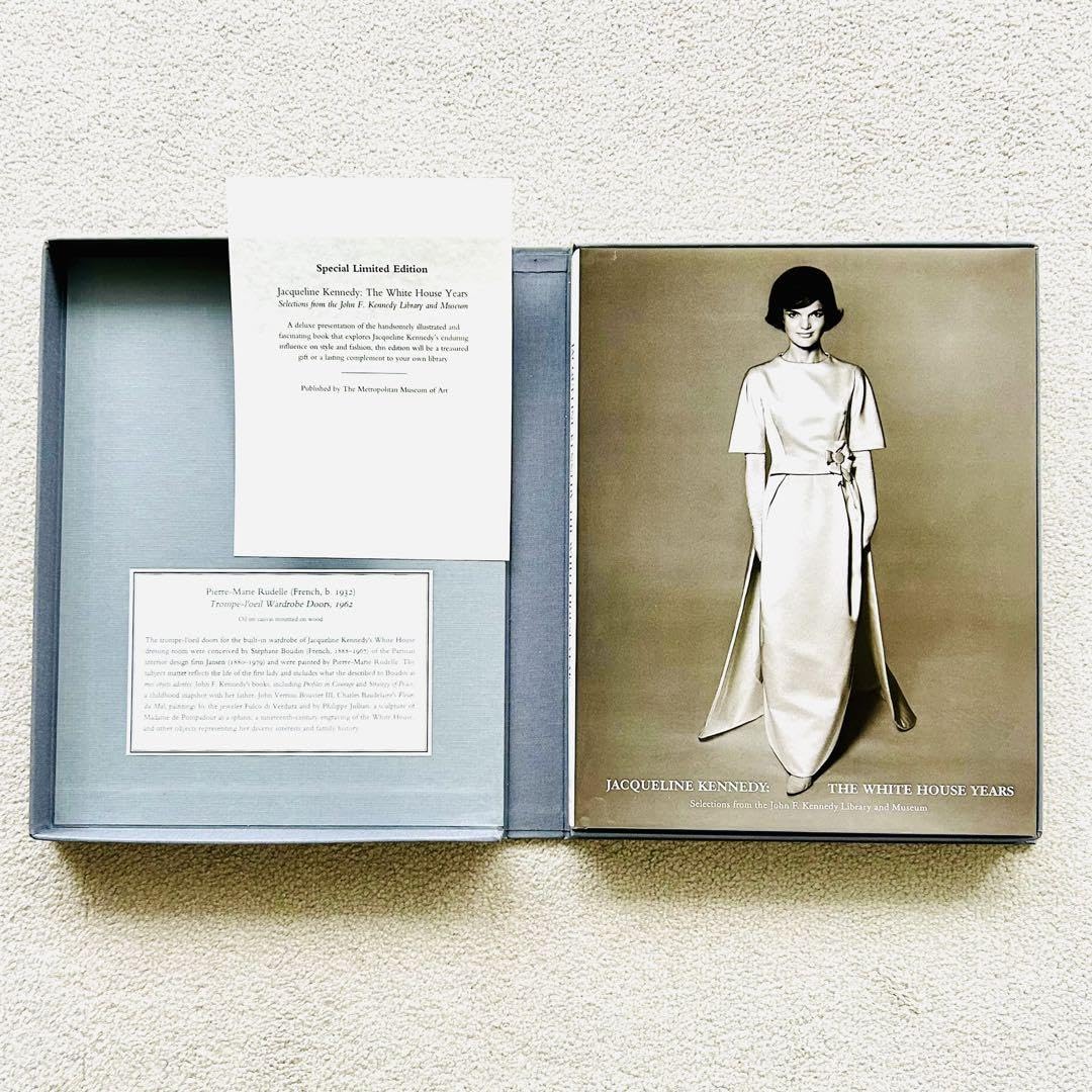 【メトロポリタン美術館】ジャクリーン・ケネディ展/限定版ボックス付き図録 メトロポリタン美術館】ジャクリーン・ケネディ展/限定版ボックス付き図録