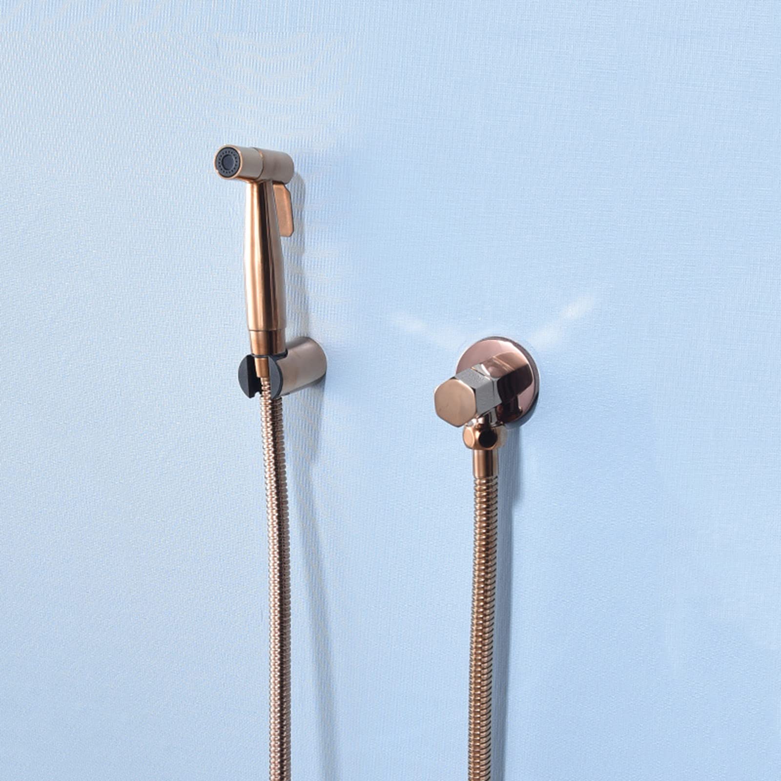 Kit douchette bidet or rose en acier inoxydable suspendu pour toilette chic