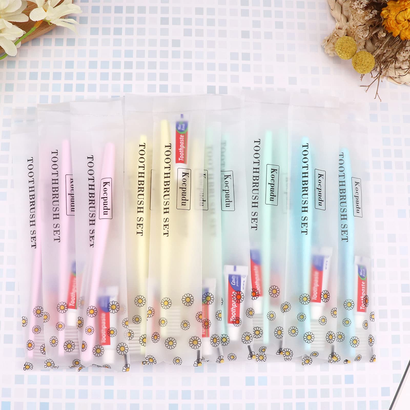Spazzolino da denti usa e getta, set di spazzolini da denti per hotel, spazzolino e dentifricio usa e getta, confezionati singolarmente, 4 colori, delicato e pratico, adatto per hotel, casa,