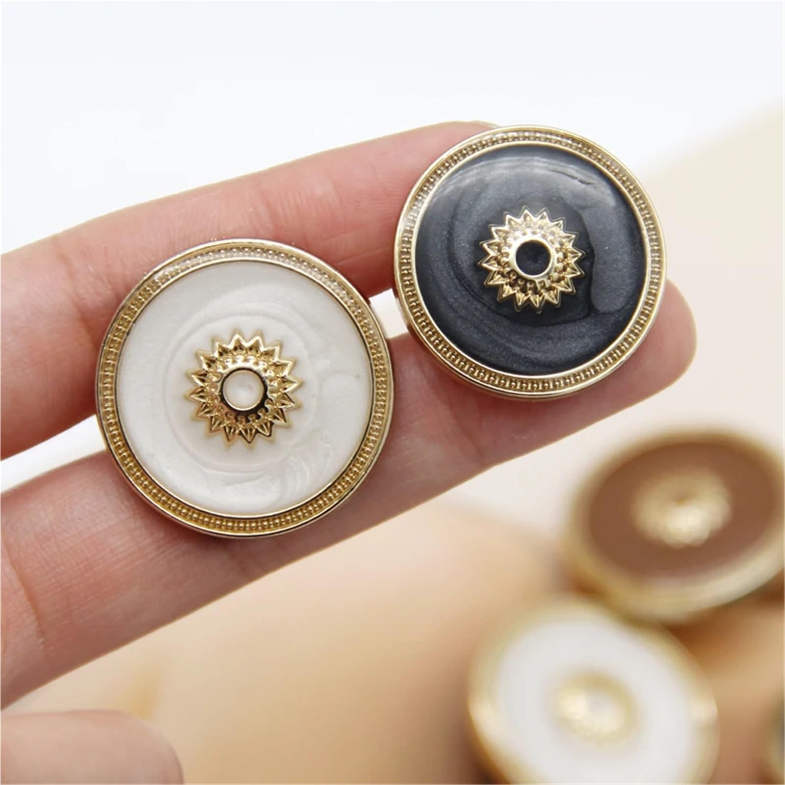 Lot de 30 boutons rétro en métal doré tournesol pour manteau, pull, veste à coudre
