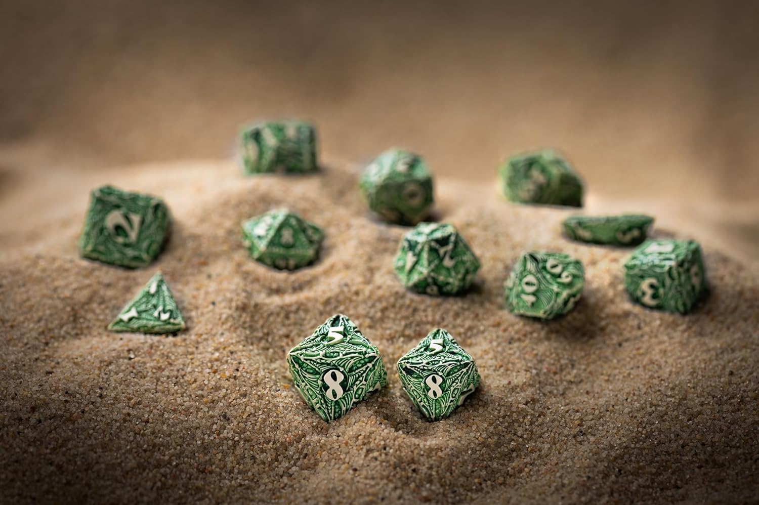 Q-Workshop Dracopolis Dice Set The Andean Longneck - Dice Accessory for Tabletop Board Card Games - for 1+ Players and Ages 14+