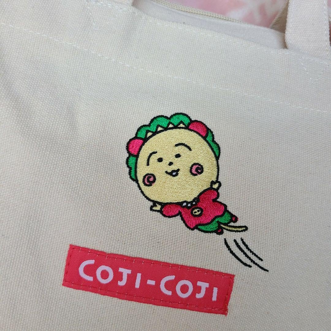 ☆お値下げ致しました 刺繍小花模様のバッグとミニポーチ付き