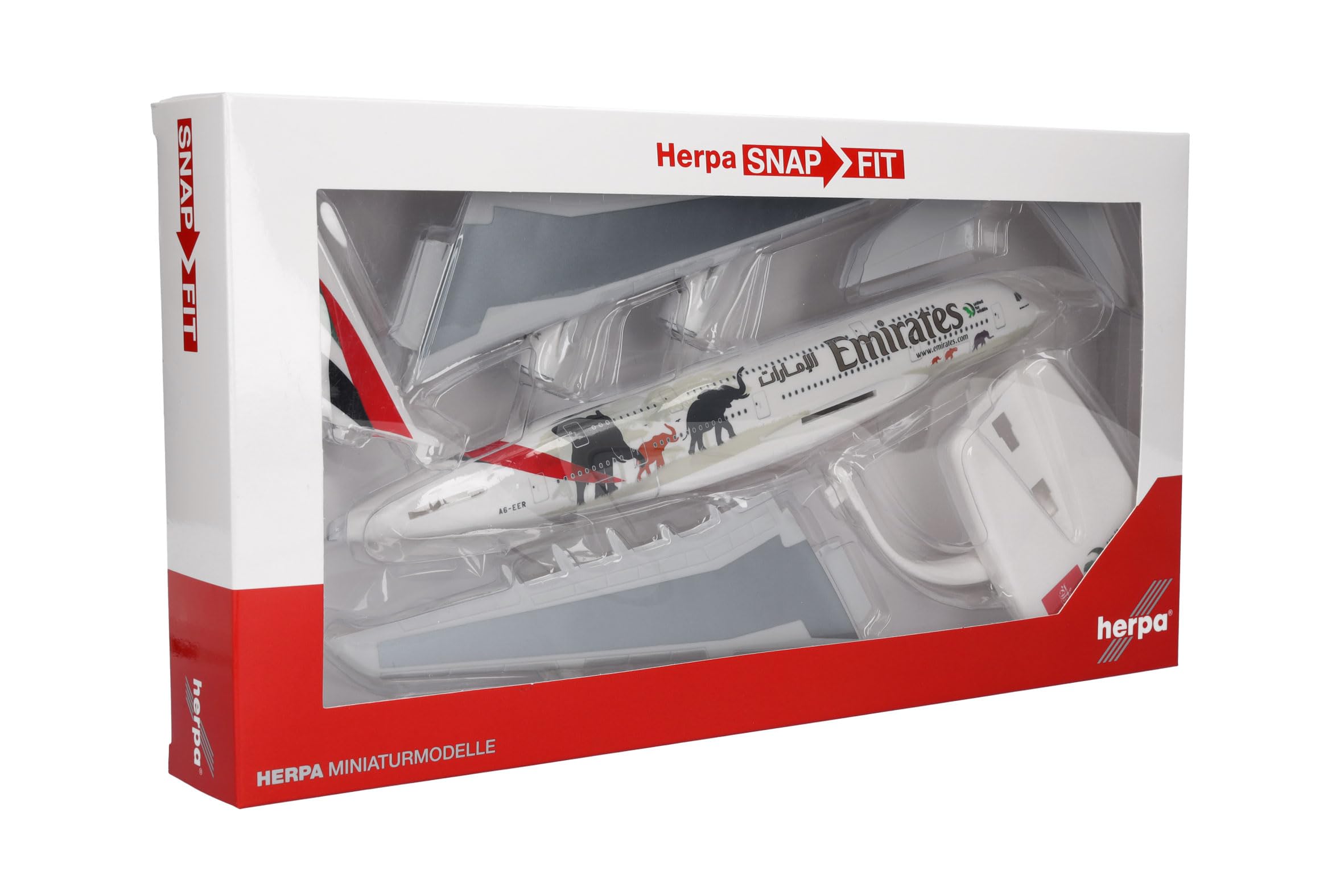 Amazon.com: Herpa Snap-Fit Model Airplane Airbus A380 Emirates