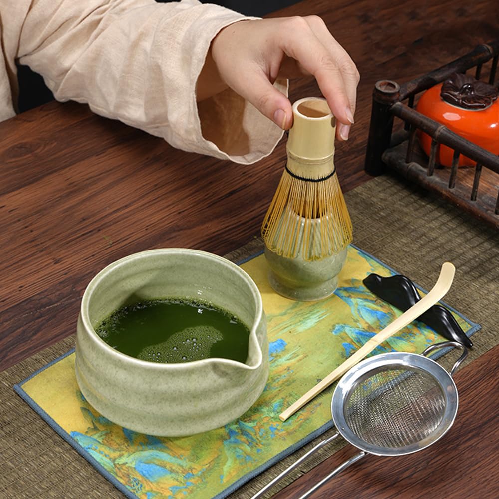 Matcha Kit, Set di Matcha, Set da tè giapponese Matcha, Set di Frusta per Matcha, Ciotola Matcha con Beccuccio,Frusta Matcha in Bambù,Paletta, Supporto per Frusta in Ceramica
