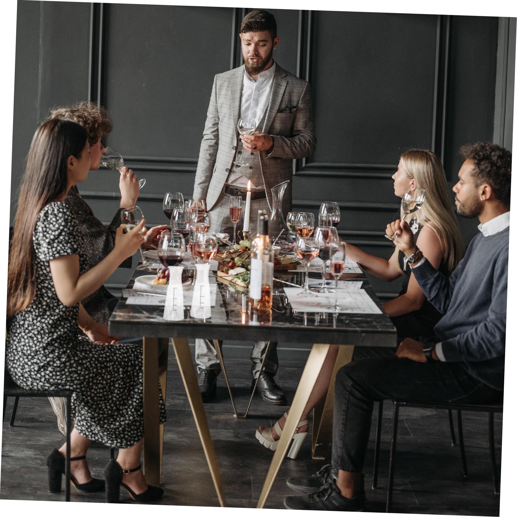 COLLBATH Glass Decanter Unique Design Lead Wine Container for Family Gatherings