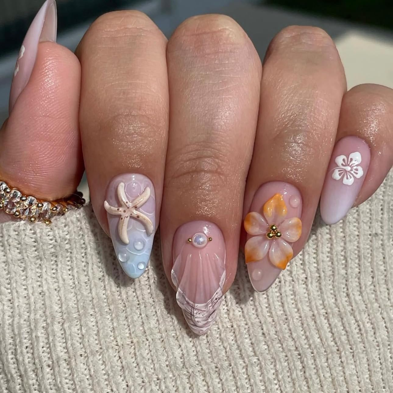 Amazon.com: LPOODDNU 3D Embossed Flower Press on Nails - Almond