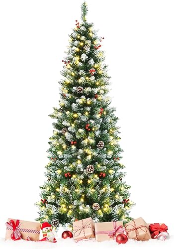 GOFLAME Árbol de Navidad sin luz, de 7.5 pies, árbol de lápiz artificial rociado con nieve con bayas rojas, agujas de pino y puntas de PVC, árbol de