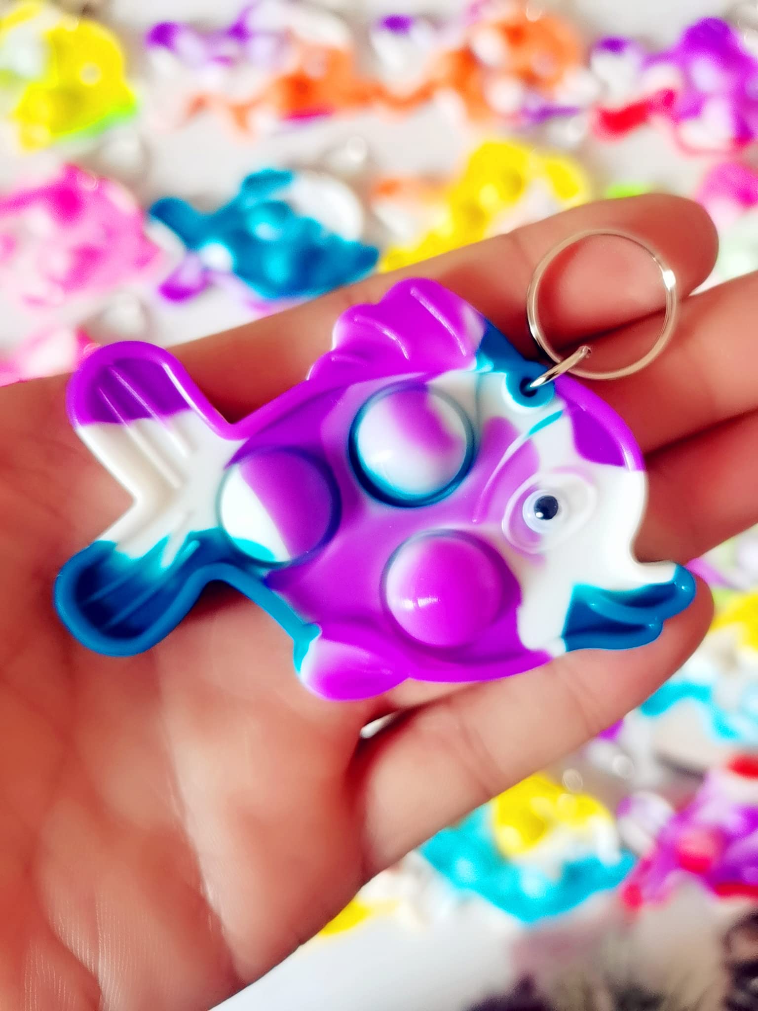 Porte-clés pop it fidget personnalisé Royaume-Uni, rentrée colorée, prénoms, bijou de sac - France Porte-clés pop it fidget personnalisé Royaume-Uni, rentrée colorée, prénoms, bijou de sac - France