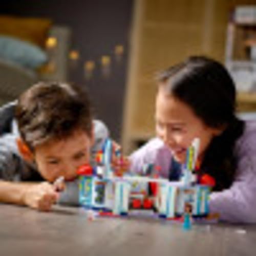 Miniatura 10 de LEGO Friends Heartlake City Movie Theater 41448 Kit de construcción gran regalo de cumpleaños para niños que aman las películas, nuevo 2021 (451