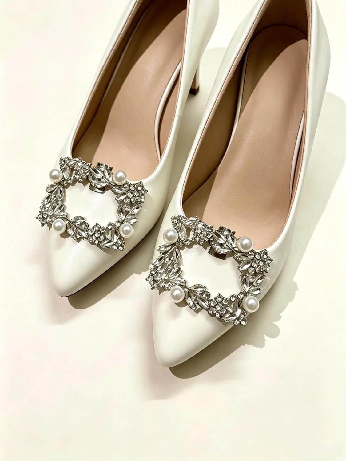 Rhinestone Shoe Clips for Women, Crystal Pearl Wreath Design, Silver-Tone, Clip-On, Wedding Party Shoe Buckle Decorations, 2 Pcs image 5