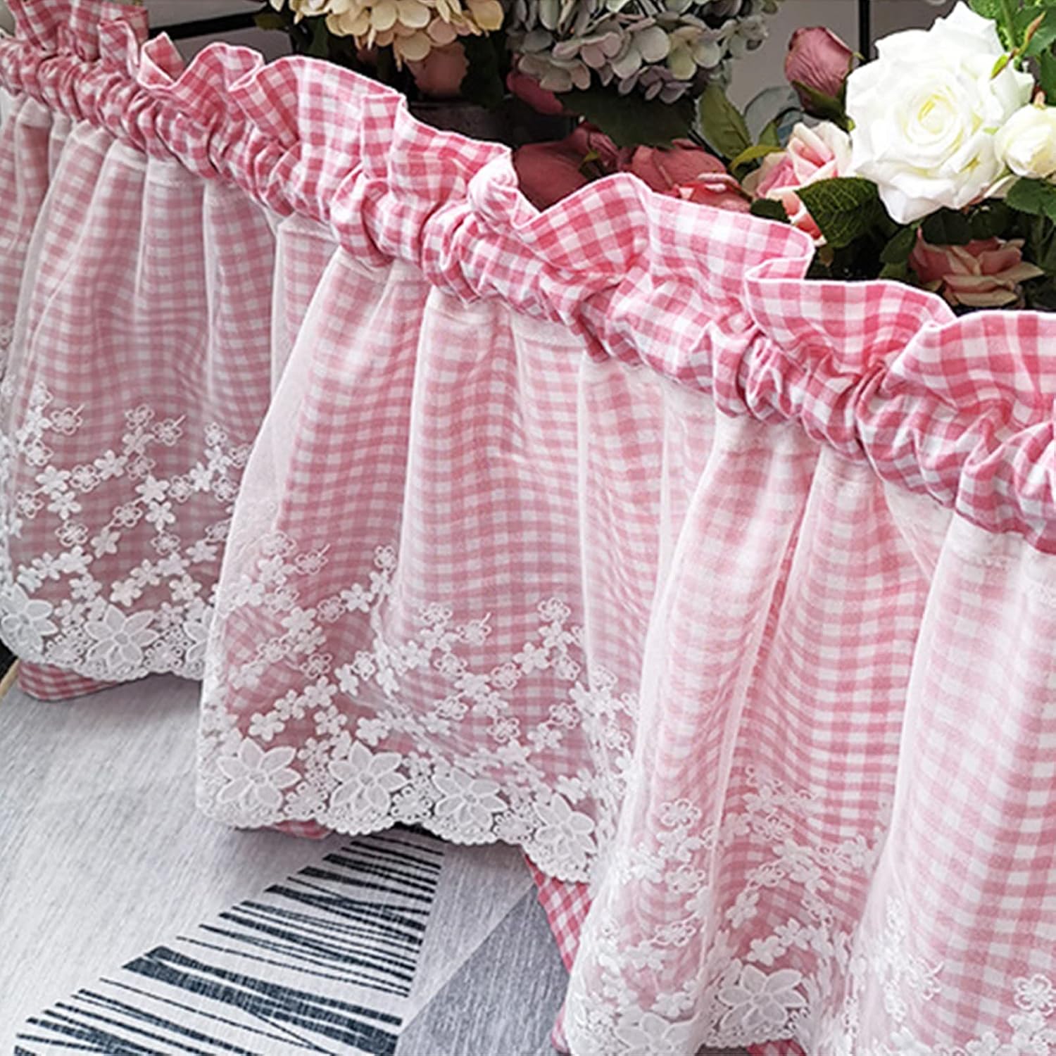 Checkered Kitchen Curtain, Half Window Tier Curtains White lace Gingham Light Filtering Short Valance Country Style, for Cafe Bathroom Balcony Bedroom, Rod Pocket ( Color : Pink , Size : W132xH45cm/51