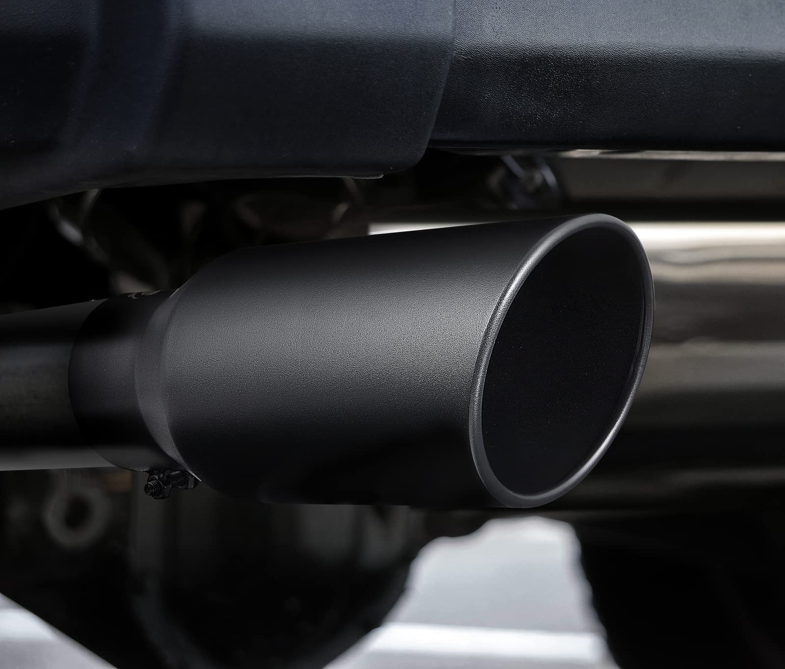 Muffler Tip Black 3 Inch Inlet LCGP 3" Inlet Exhaust Tip 5" Outlet 12" Overall Length, 3x5x12inch, Stainless Steel, Black Powder Coated Exhaust Tailpipe In Arabia | Whizz Exhaust Pipes & Tips - Foto 7