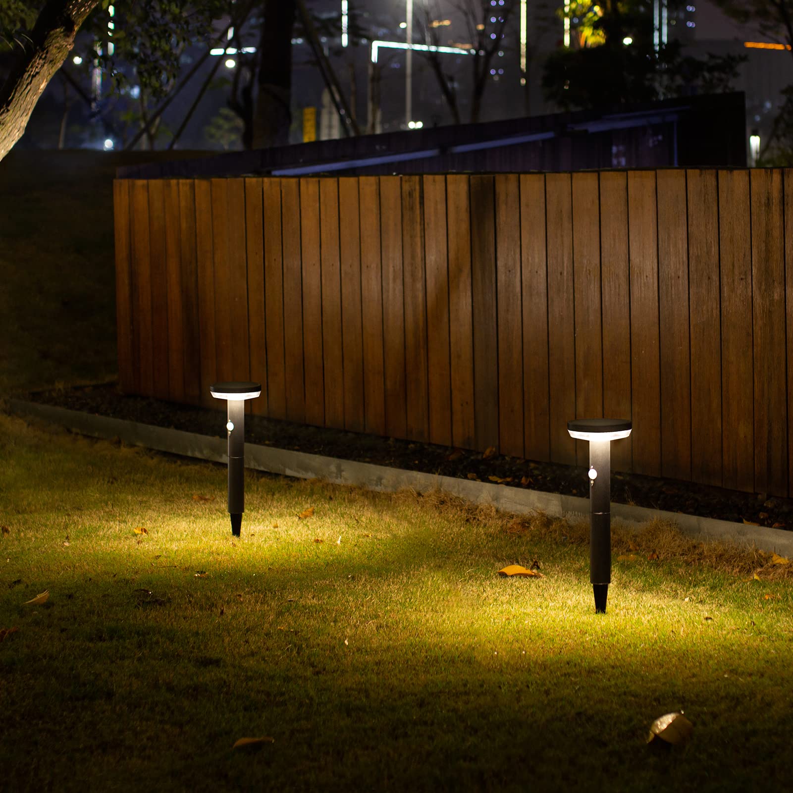 DAWALIGHT Lampada Paletto Solare LED Esterno 3000K IP44 Impermeabili Pali Luminosi 3 Modalità Sensore Movimento da Palo per Giardino Percorsi Prato, Acciaio Inossidabile, Nero