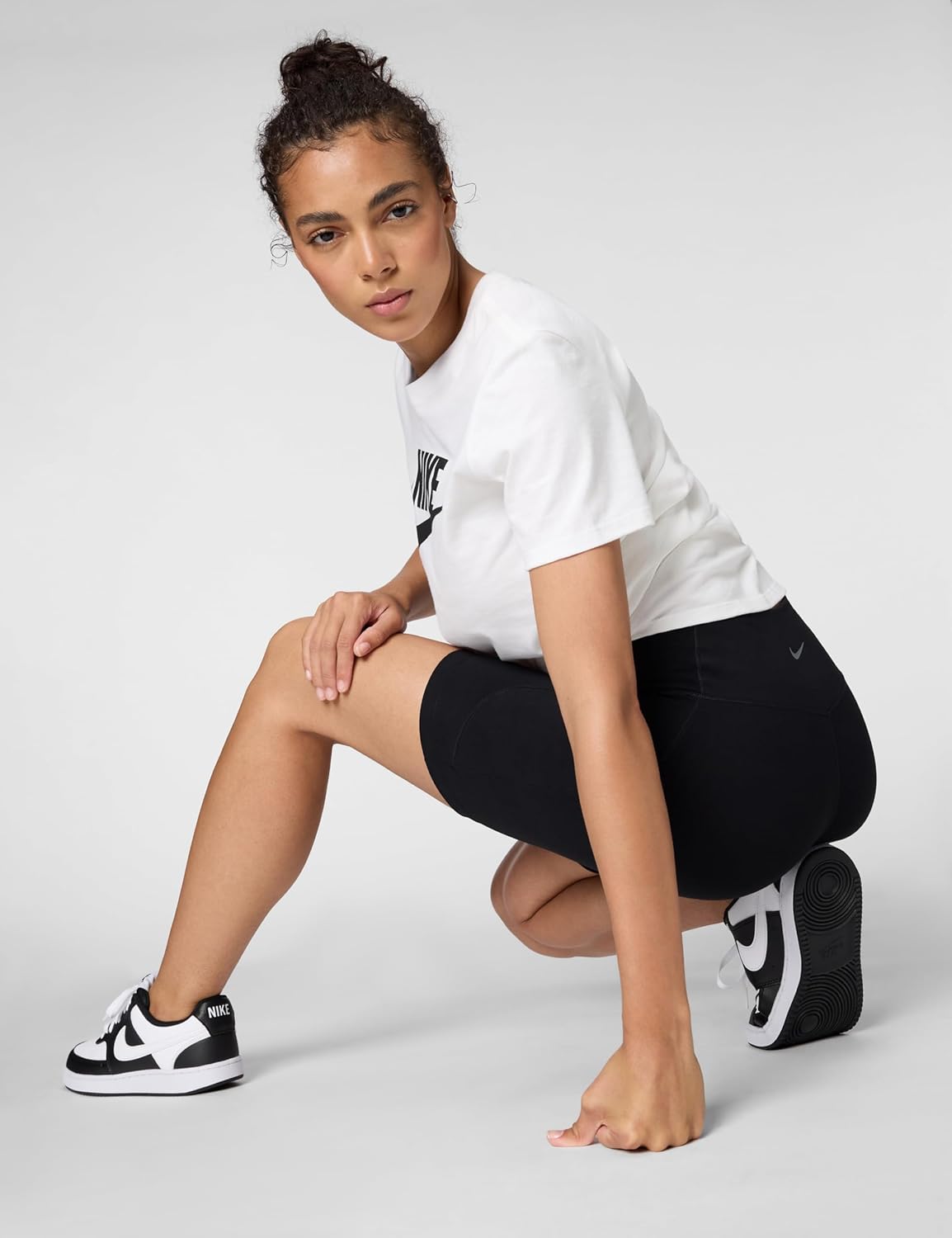 Nike Women's One High-Waisted Bike Shorts (8" Inseam w/ Pocket) - Image 6