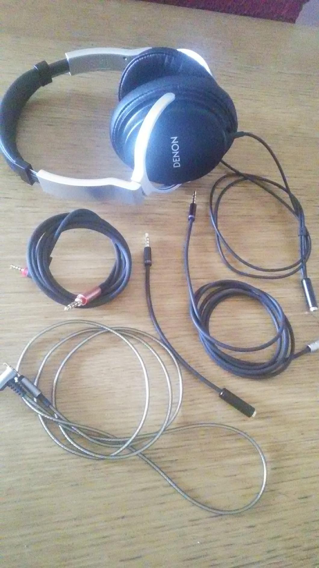 イヤーカップも良く、軽く　本体も分解しやすい。遊んで楽しい。