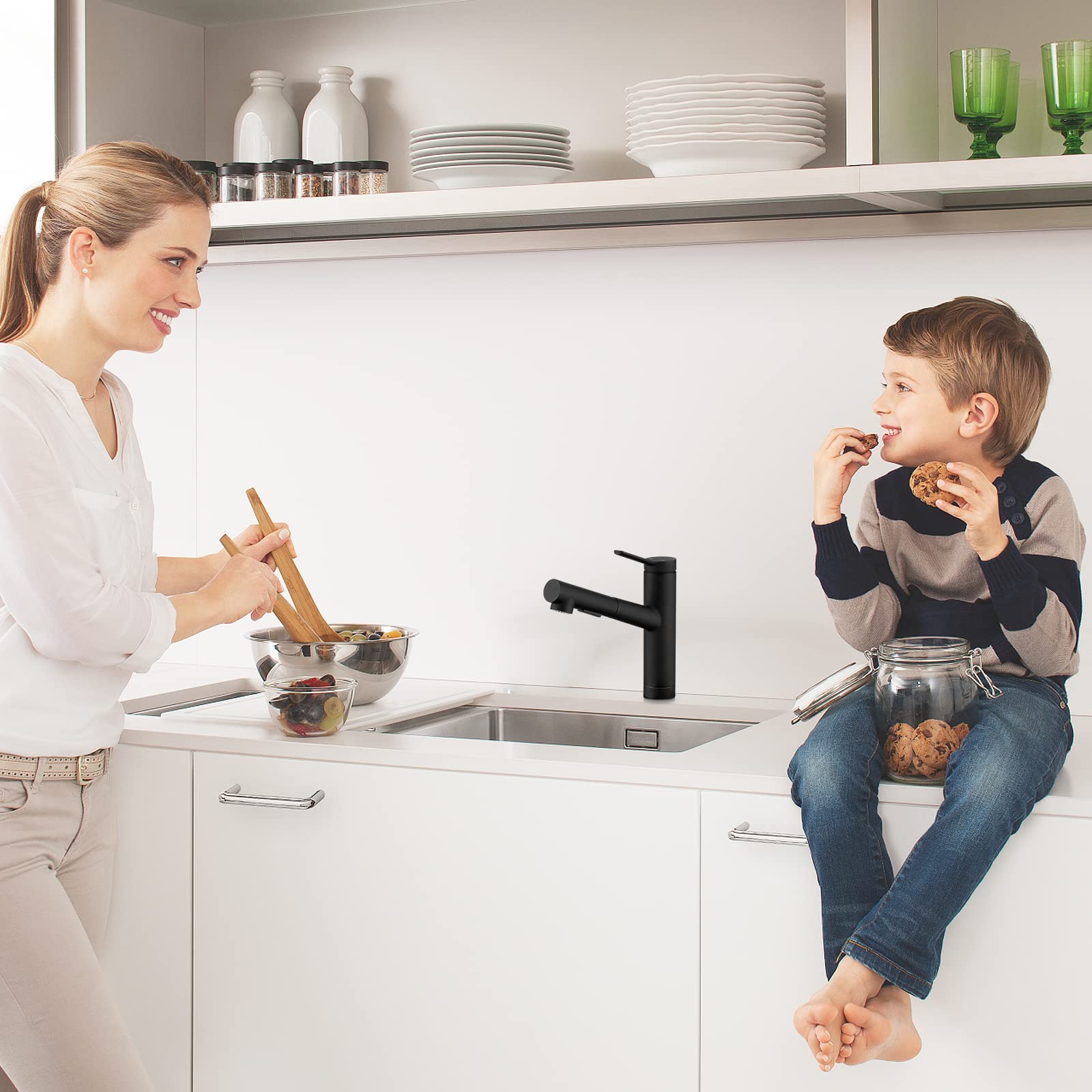 CREA Robinets de bar de cuisine, robinet d'évier de cuisine noir, pulvérisateur extractible utilitaire, petite barre humide, trou de poignée unique, évier commercial moderne pour camping-car, robinet