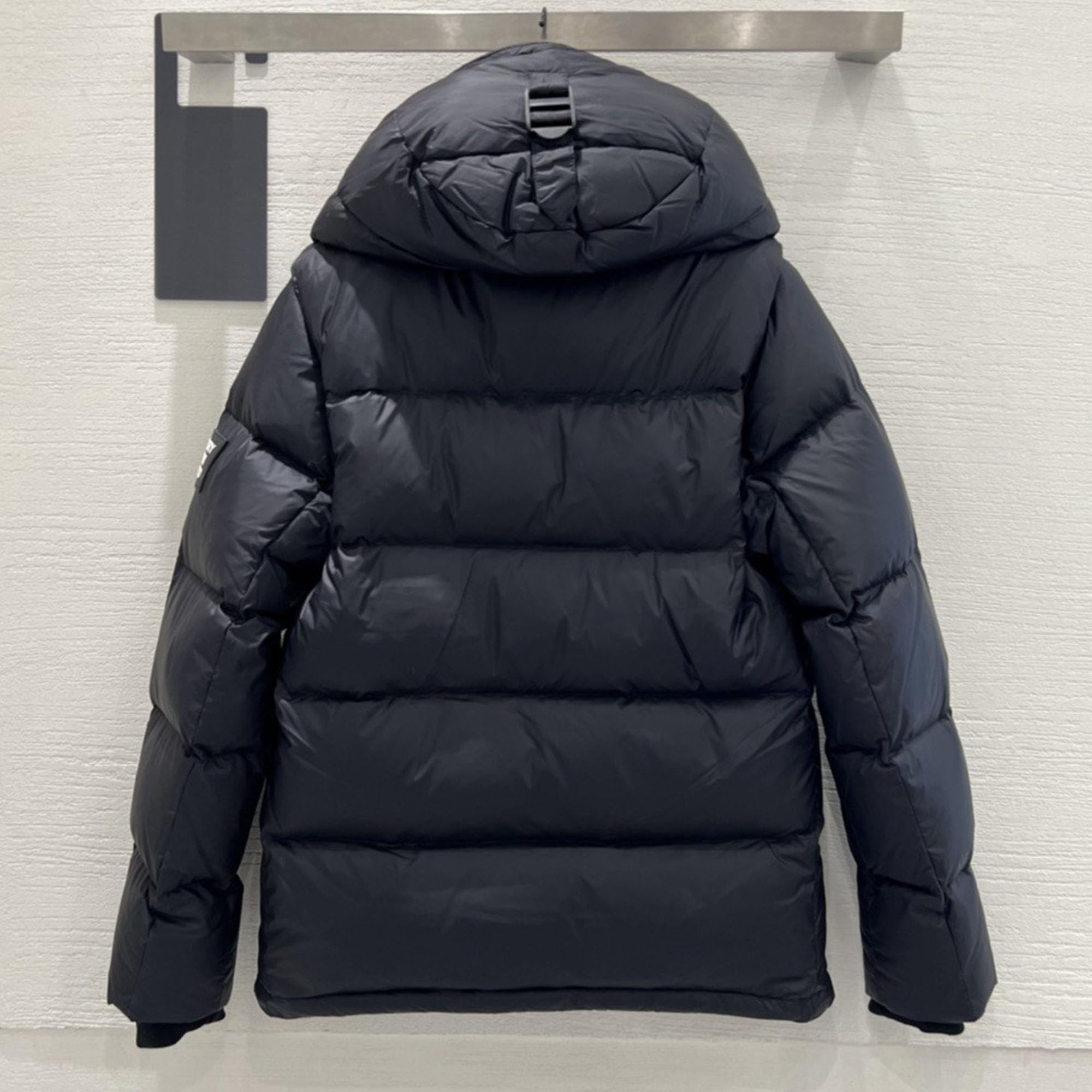 Warme Herrenjacke mit abnehmbaren Ärmeln, Pufferjacke für Herren, mit Kapuze, gepolsterte Daunenjacken