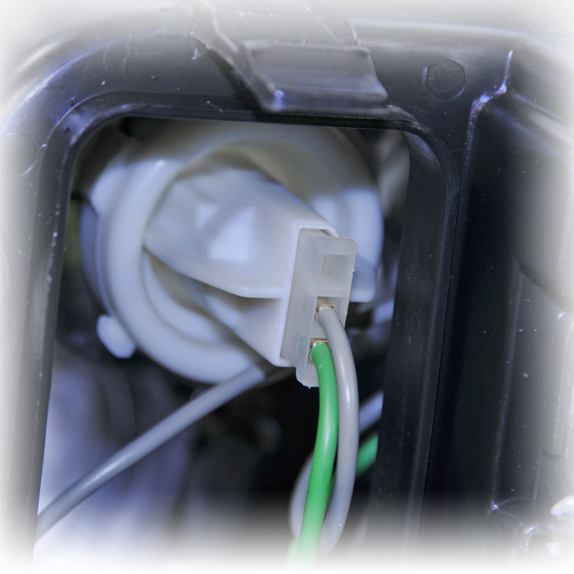 BESTPRICE 2x fari principali anteriori sinistro + destro, compatibili con VW BORA I (1J2), BORA Variant (1J6)