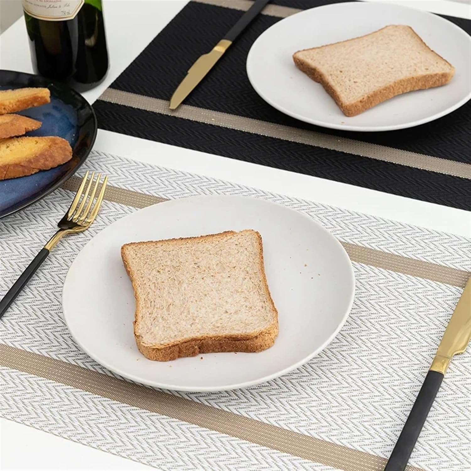 Set of 2/4 PVC Placemat for Dining Table Mat Set Linens Place Mat Accessories Cup Wine Decorative Mat Placemats for Table(Brown,4 PCS)