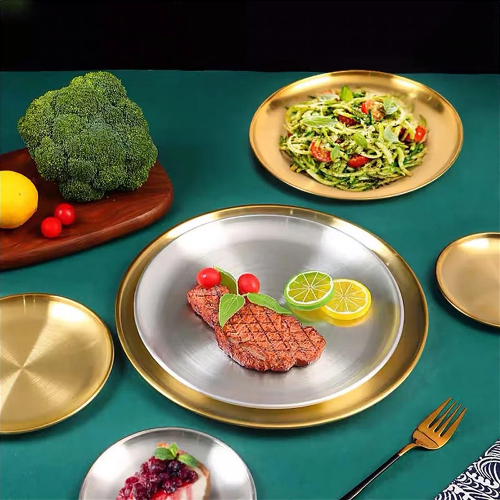 Bandeja de Servicio de Acero Inoxidable Juego de vajilla 18 Piezas for mojar, Platos Redondos Acero Inoxidable for Barbacoa, Ensalada, Fruta, Postre, Pastel, Plato for Fiesta(Silver)