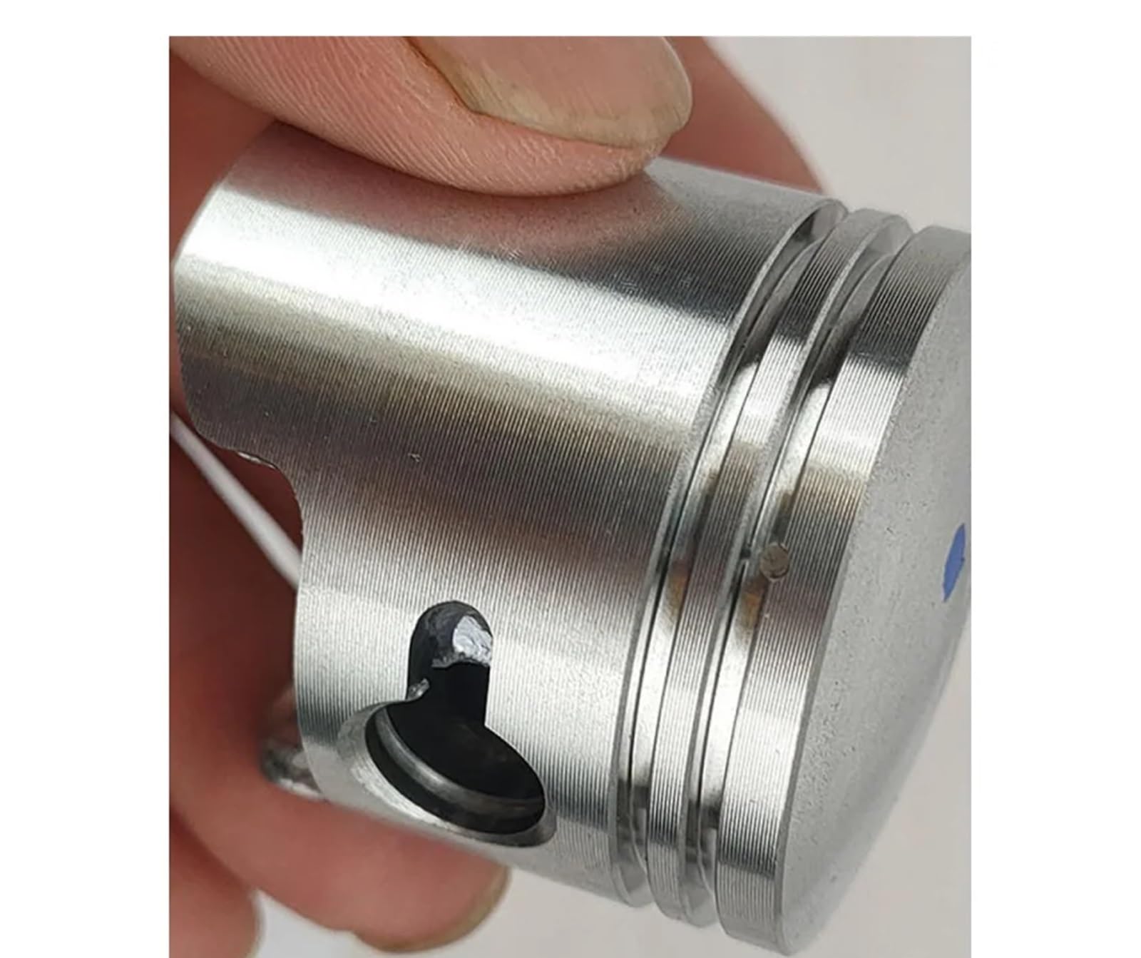 Compatible con accesorios for cortacésped de dos tiempos. 1 juego de anillos de pistón de cilindro IE34F completamente nuevos con junta de papel de rodillo de aguja.