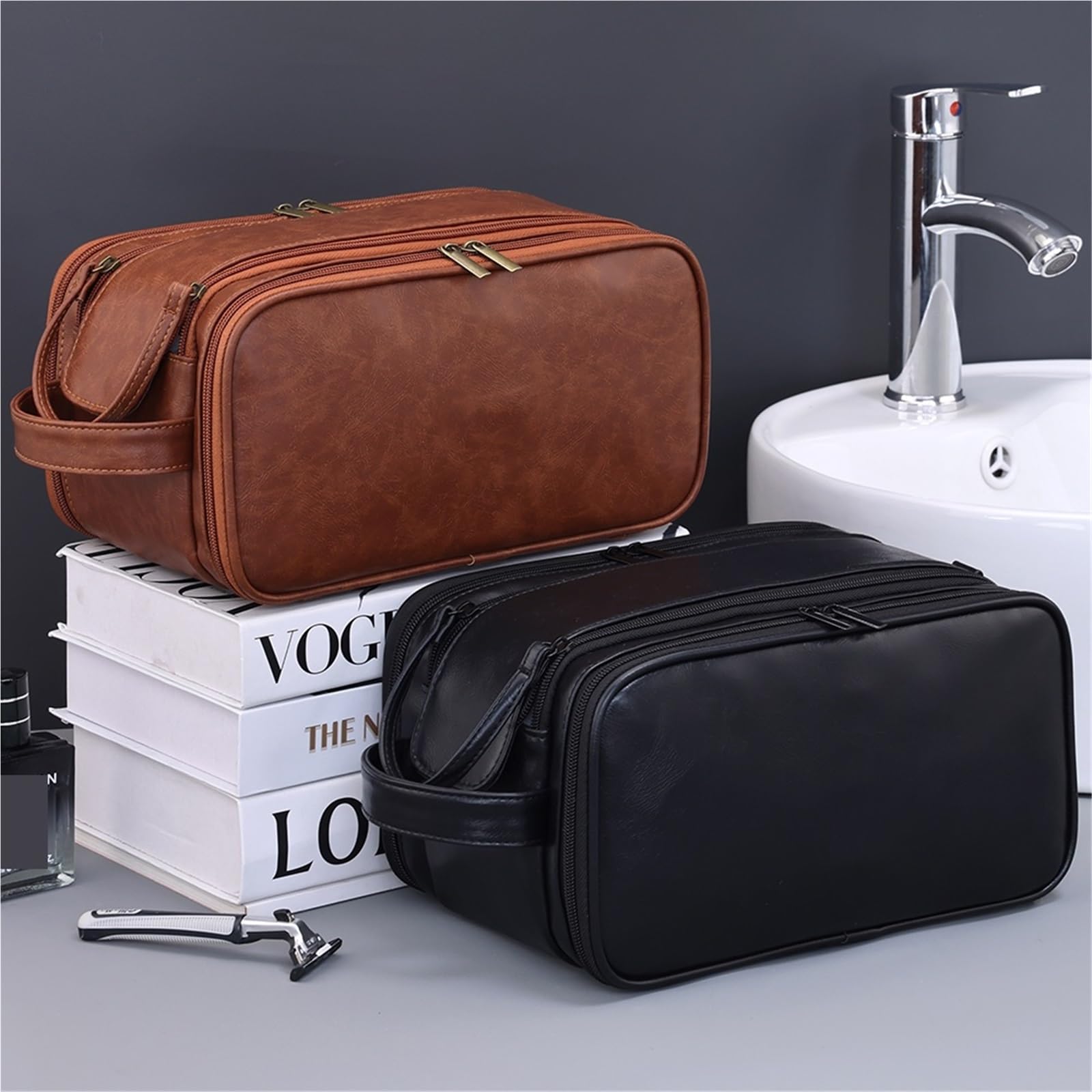 Borsa Toilette da Viaggio Borsa da toilette multitasche in PU for donne e uomini, essenziale viaggio, borsa for il trucco, impermeabile appendere, organizer for cosmetici lavaggio(Brown)