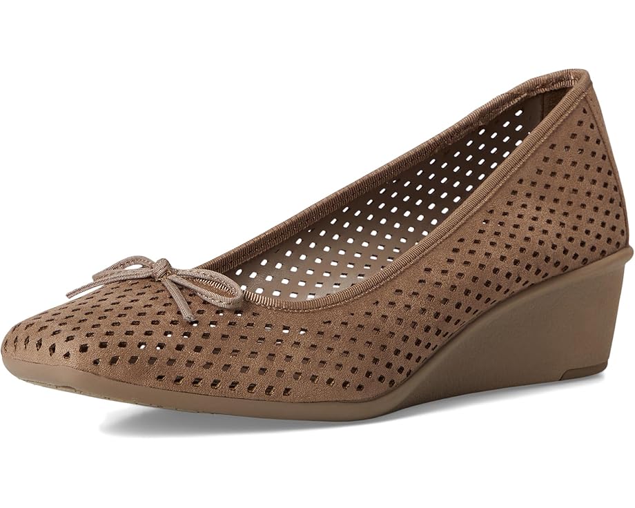 Anne Klein Winslet - Front View