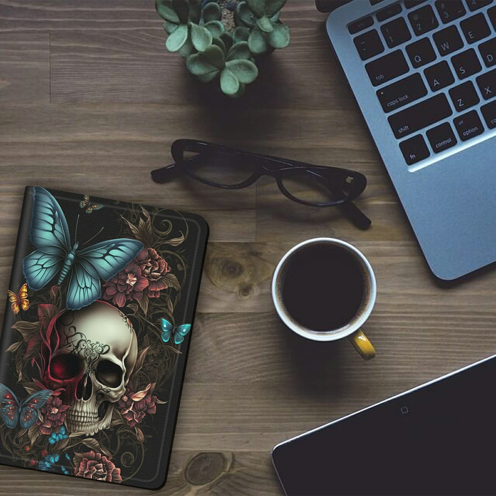 Funda para tablet Kindle Fire HD 8 y Fire HD 8 Plus de 10ª/12ª generación 2020/2022, ligera, con función atril ajustable, con encendido y apagado automático, calavera mariposa azul