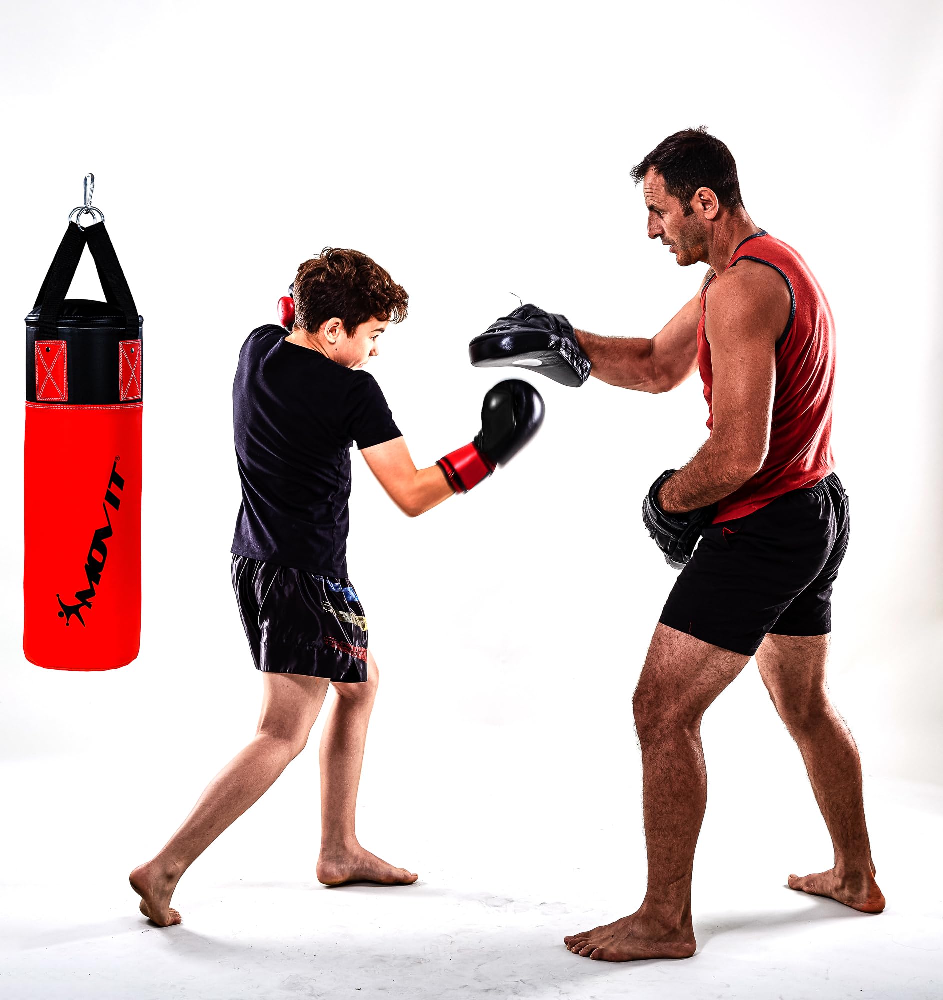 MOVIT Set de Sac de Boxe 5,5kg, rempli, y Compris Sac de Boxe, (Hauteur 60cm x diamètre 20cm), Gants de Boxe 8 oz, Bandages de Boxe et Sac, pour Enfants et Adolescents, Boxing Boxing, Rouge ou Bleu