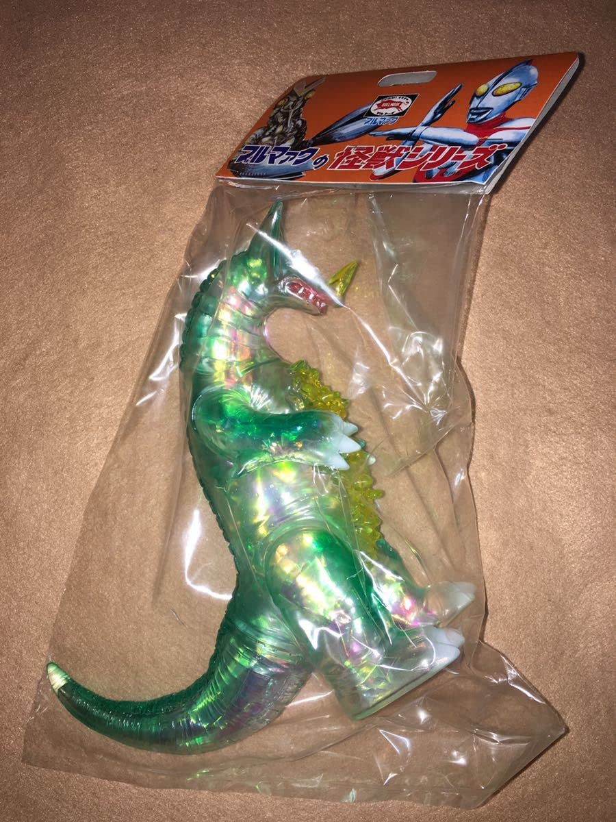 Amazon.co.jp: 古代怪獣ゴモラ オーロラカラー ブルマァク 怪獣 