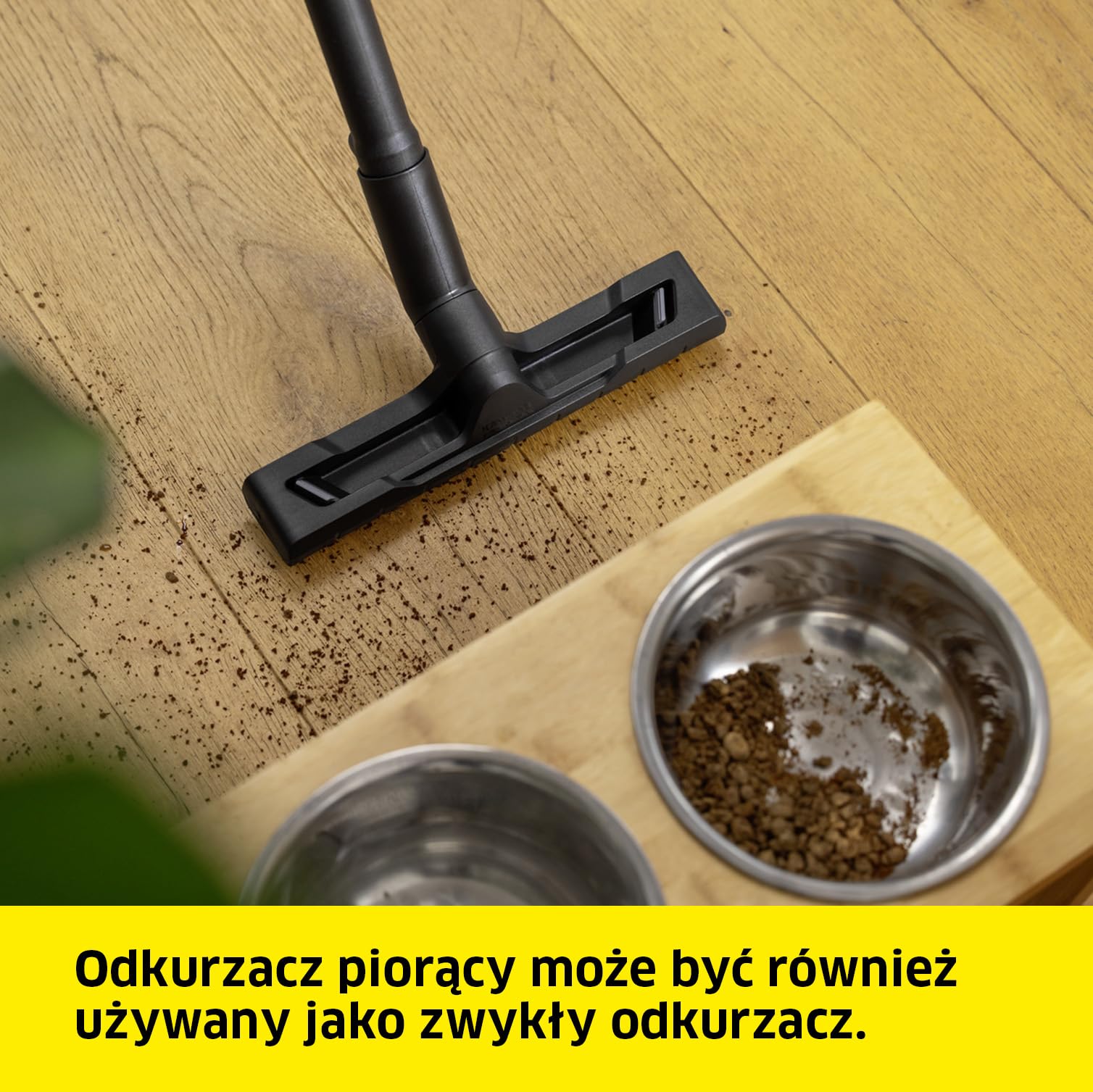Kärcher odkurzacz piorący SE 4, wąż spryskujący 2 w 1, zbiornik świeżej i brudnej wody: 4 l, ssawki: do mycia podłóg, podłogowa z nasadką do podłóg twardych i dywanów, do tapicerki i szczelinowa