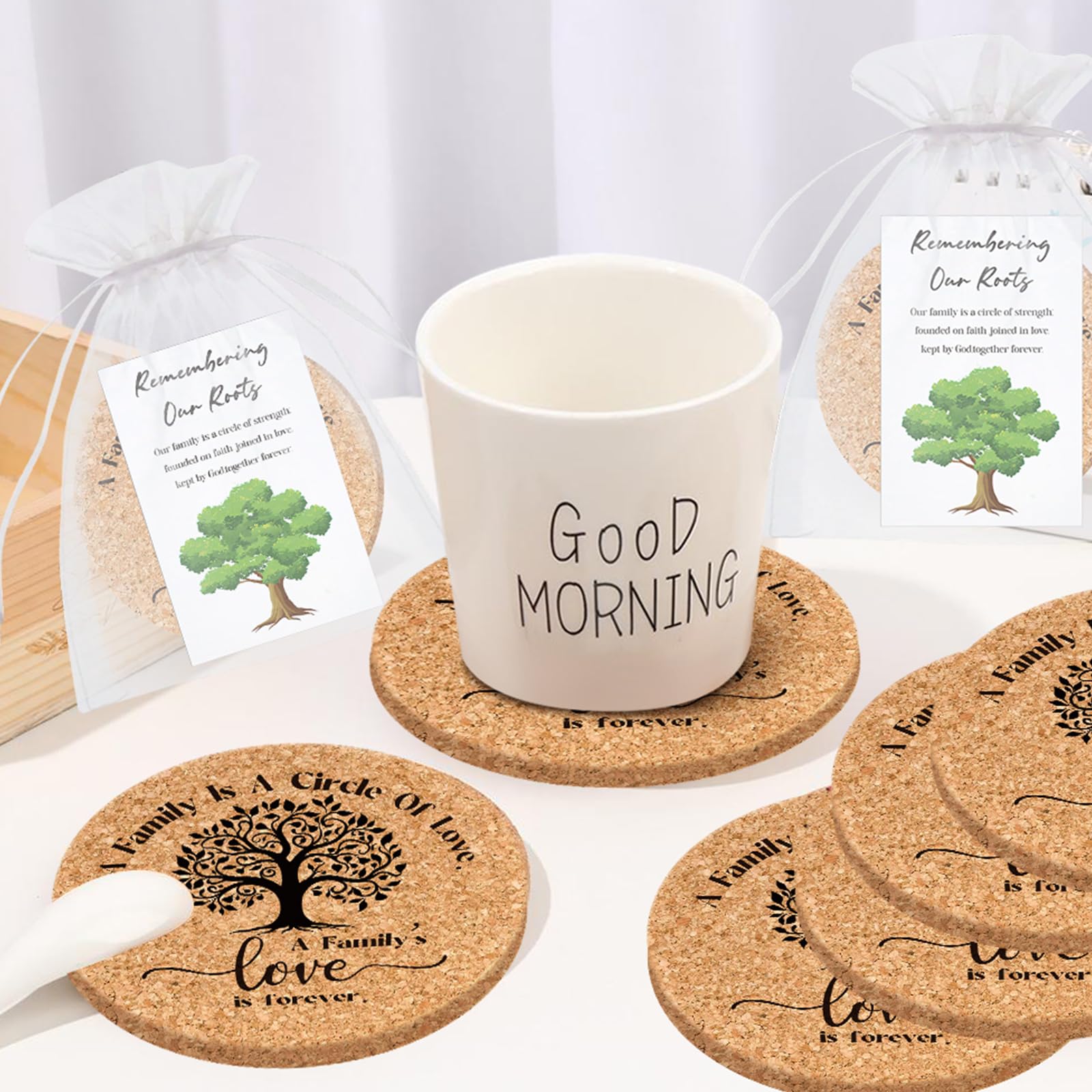 Set di 50 sottobicchieri in sughero assorbenti con scritta "A Family is a Circle of Love", con biglietti regalo e sacchetti regalo in organza, per riunioni di famiglia