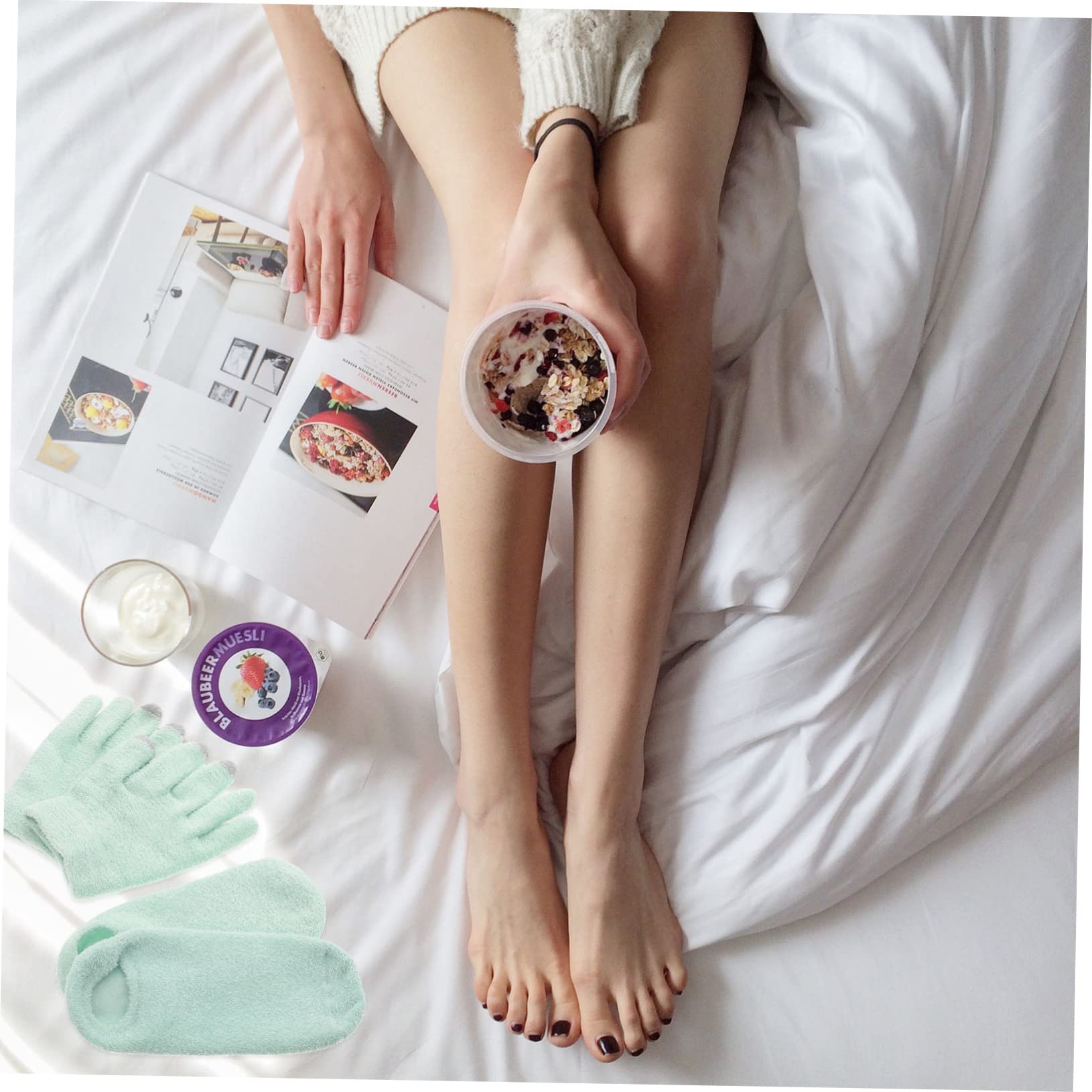 NOLITOY Moisturizing Foot Mask Gloves Gel Mitts Socks Set for Women Treatment Dry Skin Soothing Random Style