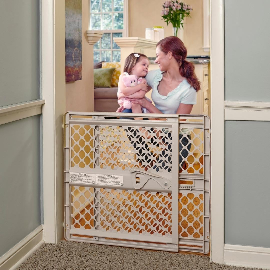 Supergate Ergo Pressure or Hardware Mount Plastic Gate, Sand by North States Industries [並行輸入品]