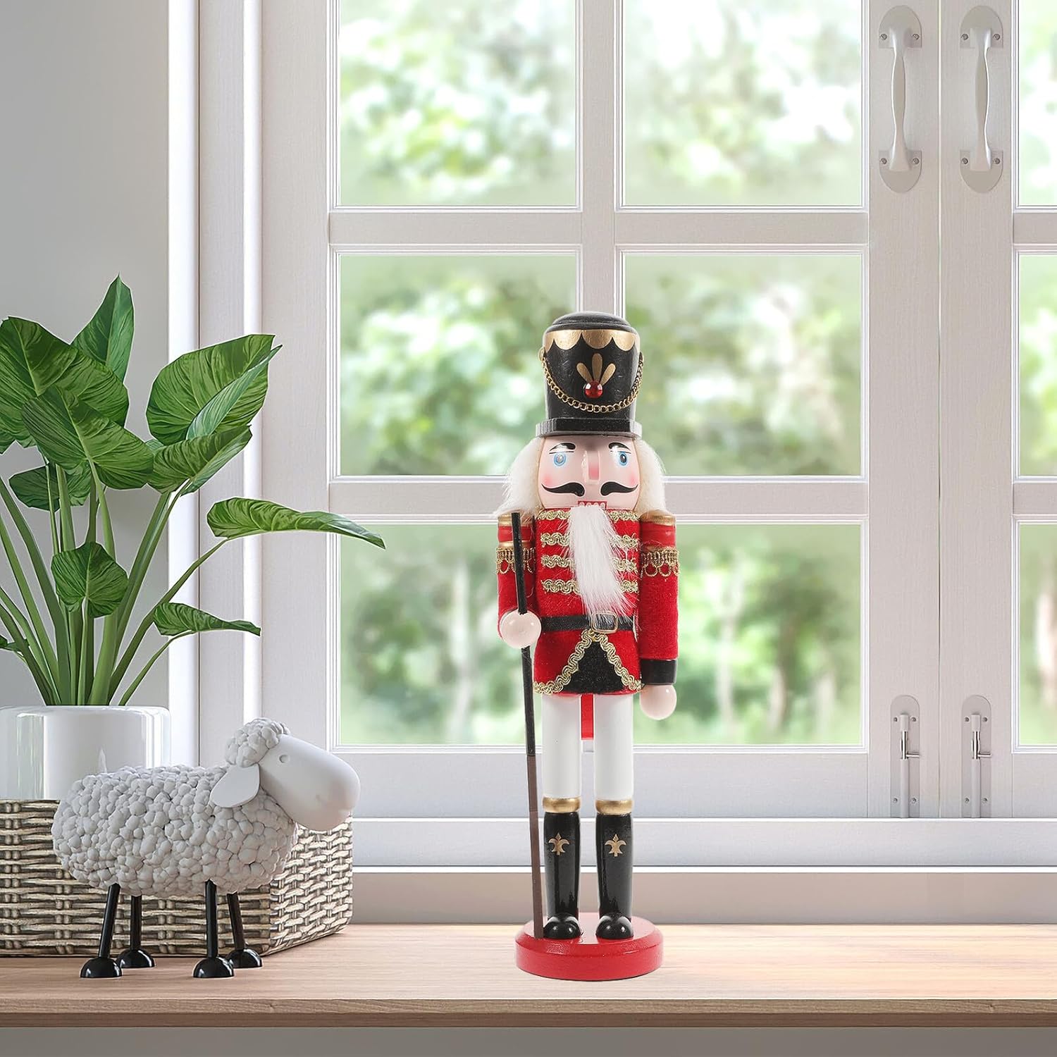 Wooden Nutcracker Figurine Small Christmas Nutcracker Soldier Decoration for Holiday Party Tabletop Festive Home Décor