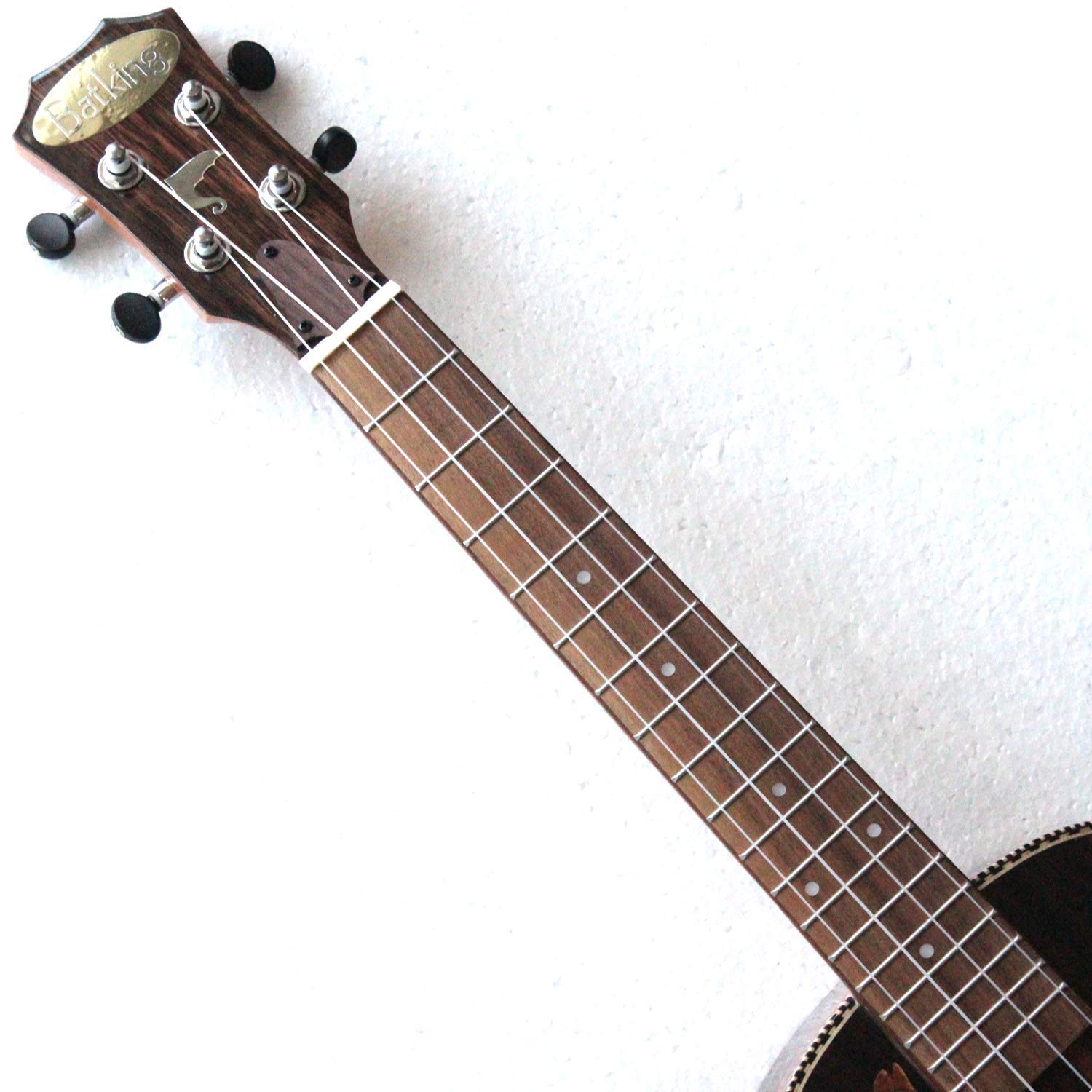 26 pulgadas todo el ukelele eléctrico acústico tenor de Blackwood con el braguero Rod con el EQ